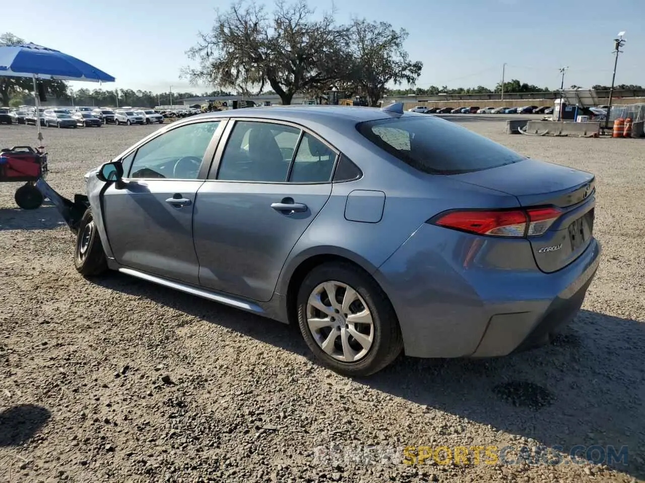 2 fotografías del automóvil dañado 5YFB4MDE0RP217867 TOYOTA COROLLA 2024
