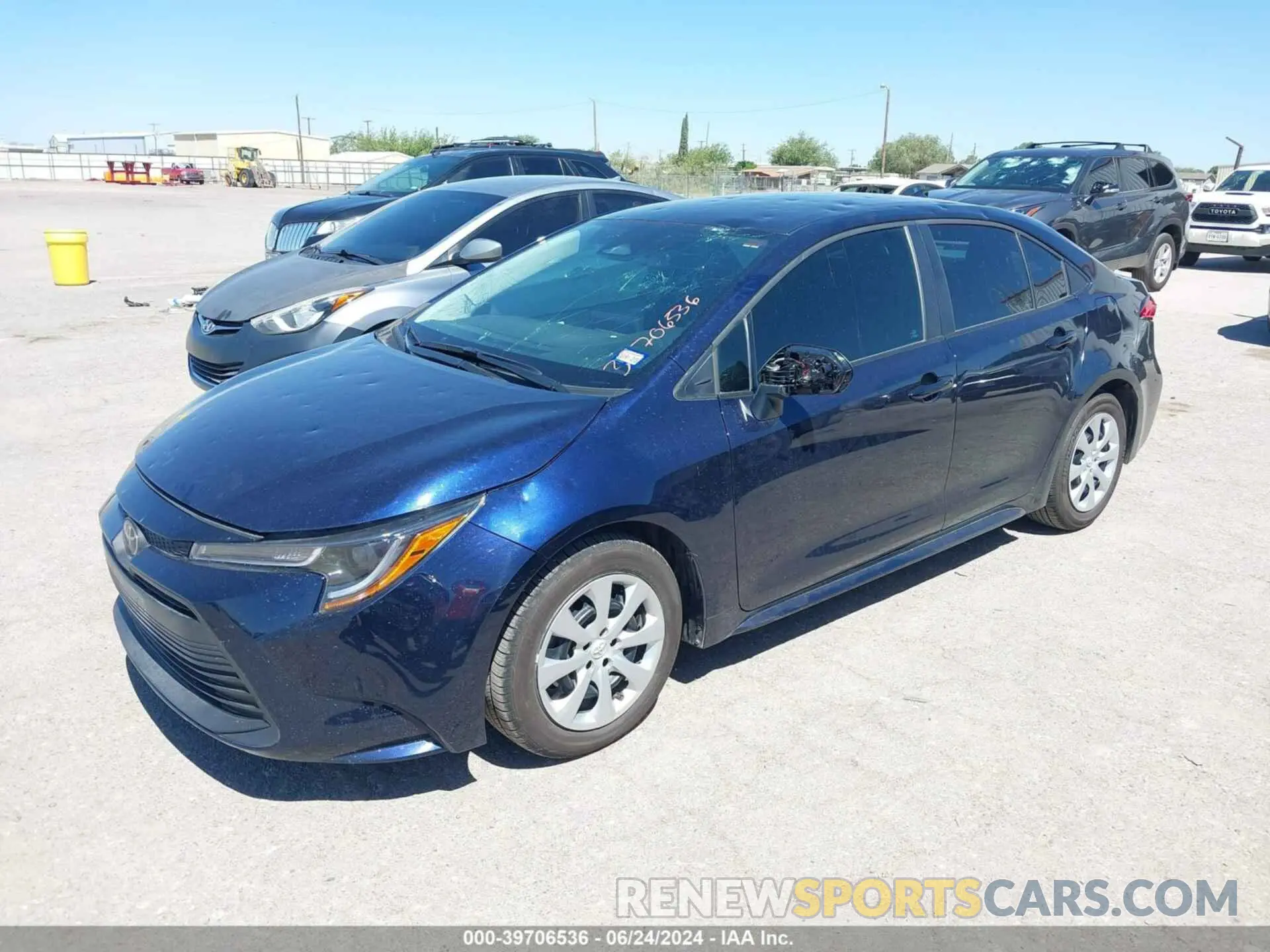 2 fotografías del automóvil dañado 5YFB4MDE1RP080972 TOYOTA COROLLA 2024