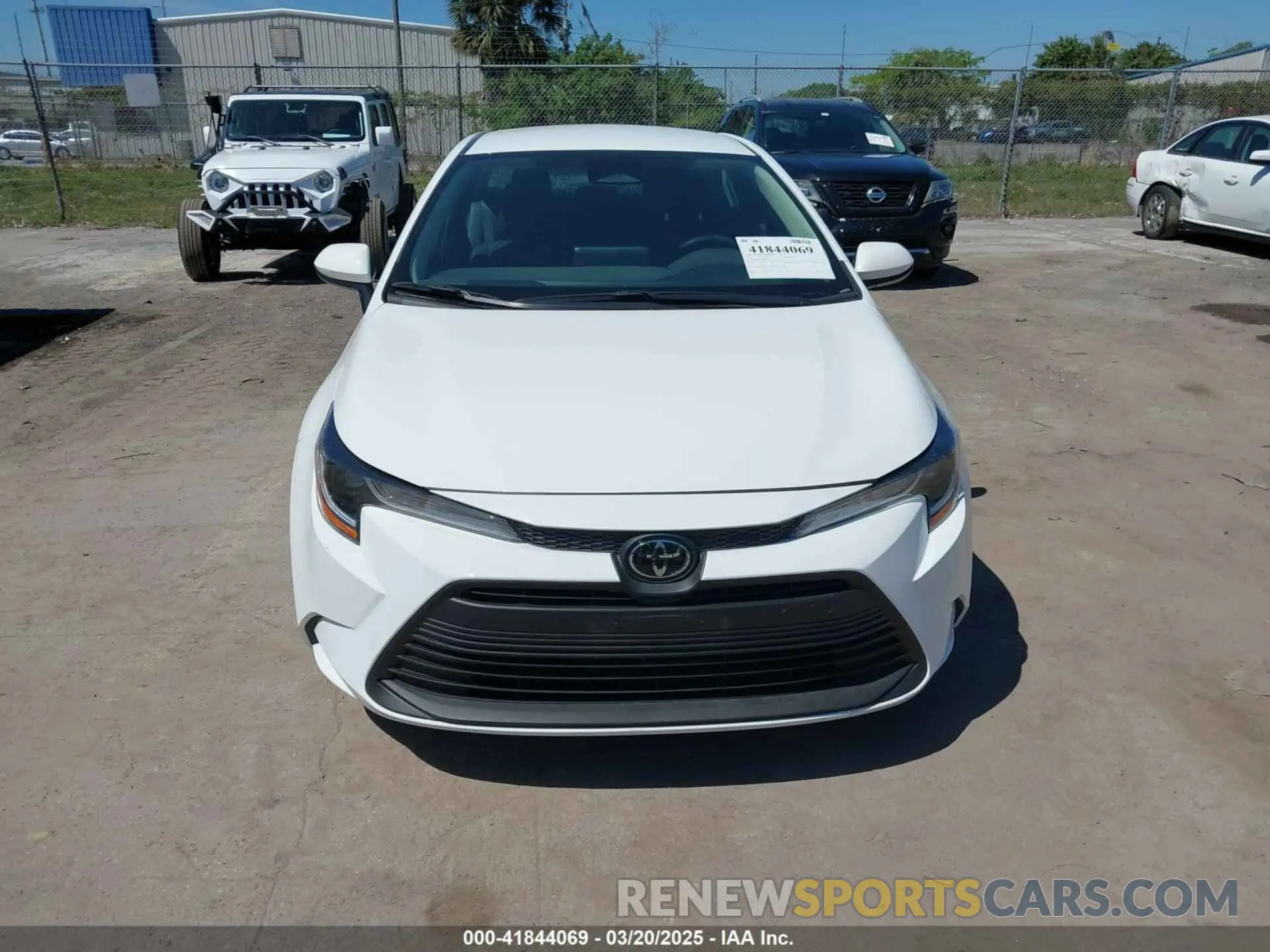12 fotografías del automóvil dañado 5YFB4MDE1RP081166 TOYOTA COROLLA 2024