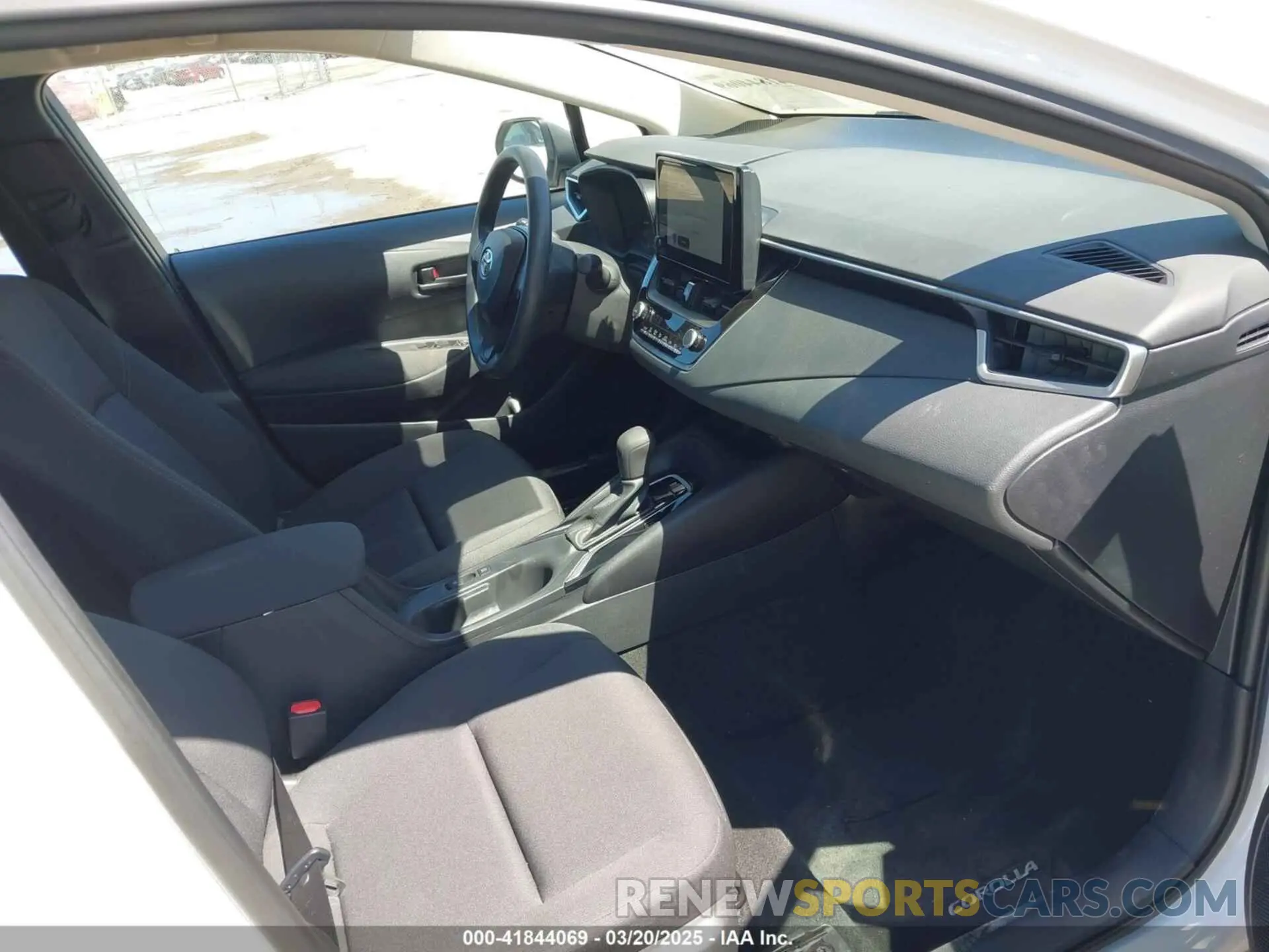 5 fotografías del automóvil dañado 5YFB4MDE1RP081166 TOYOTA COROLLA 2024