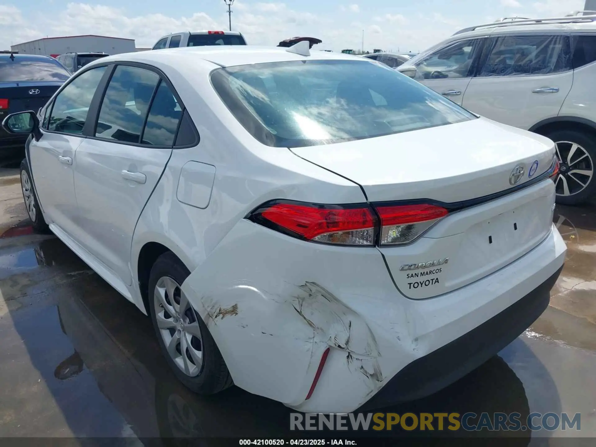 3 fotografías del automóvil dañado 5YFB4MDE1RP123786 TOYOTA COROLLA 2024