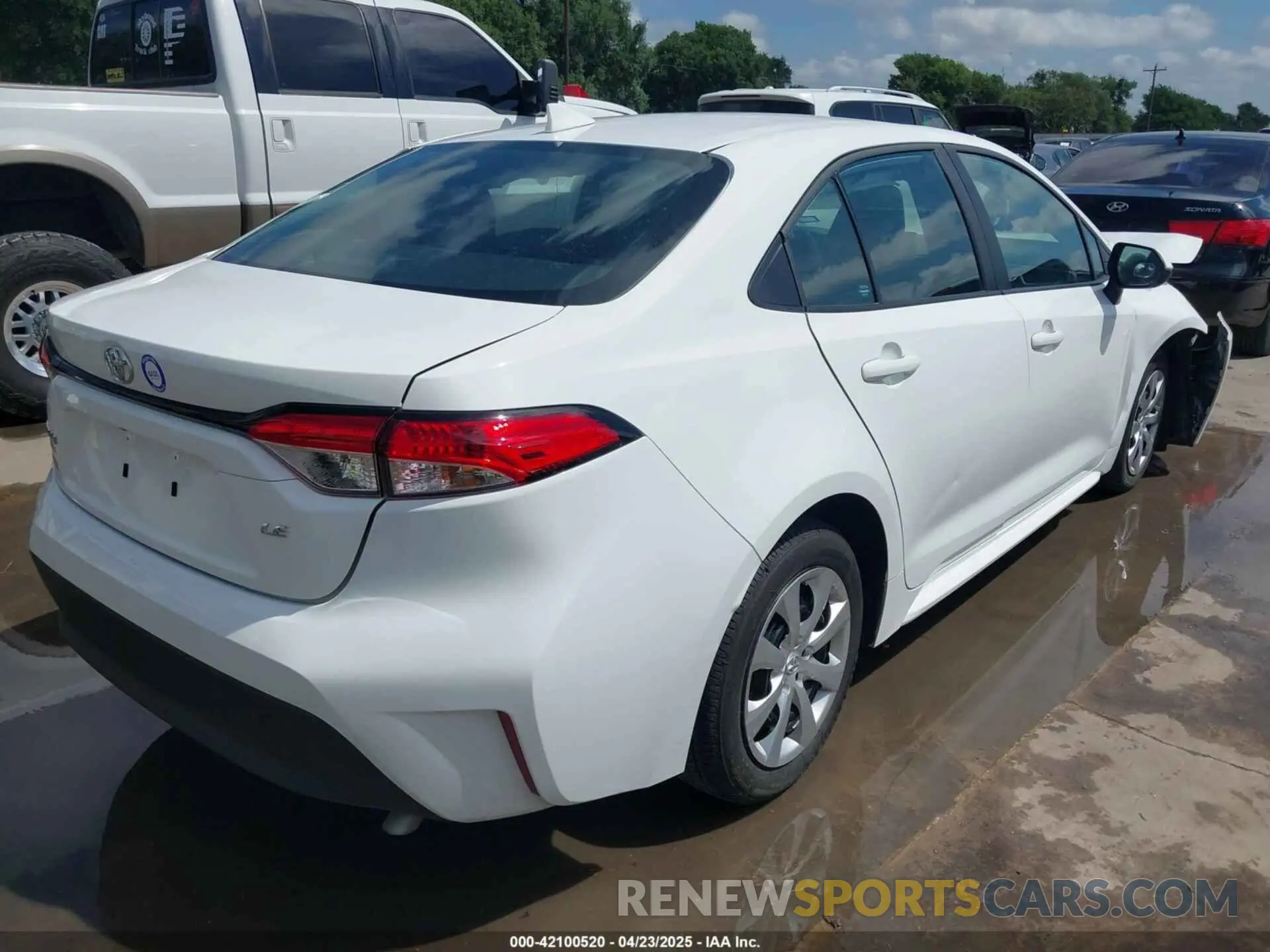 4 fotografías del automóvil dañado 5YFB4MDE1RP123786 TOYOTA COROLLA 2024