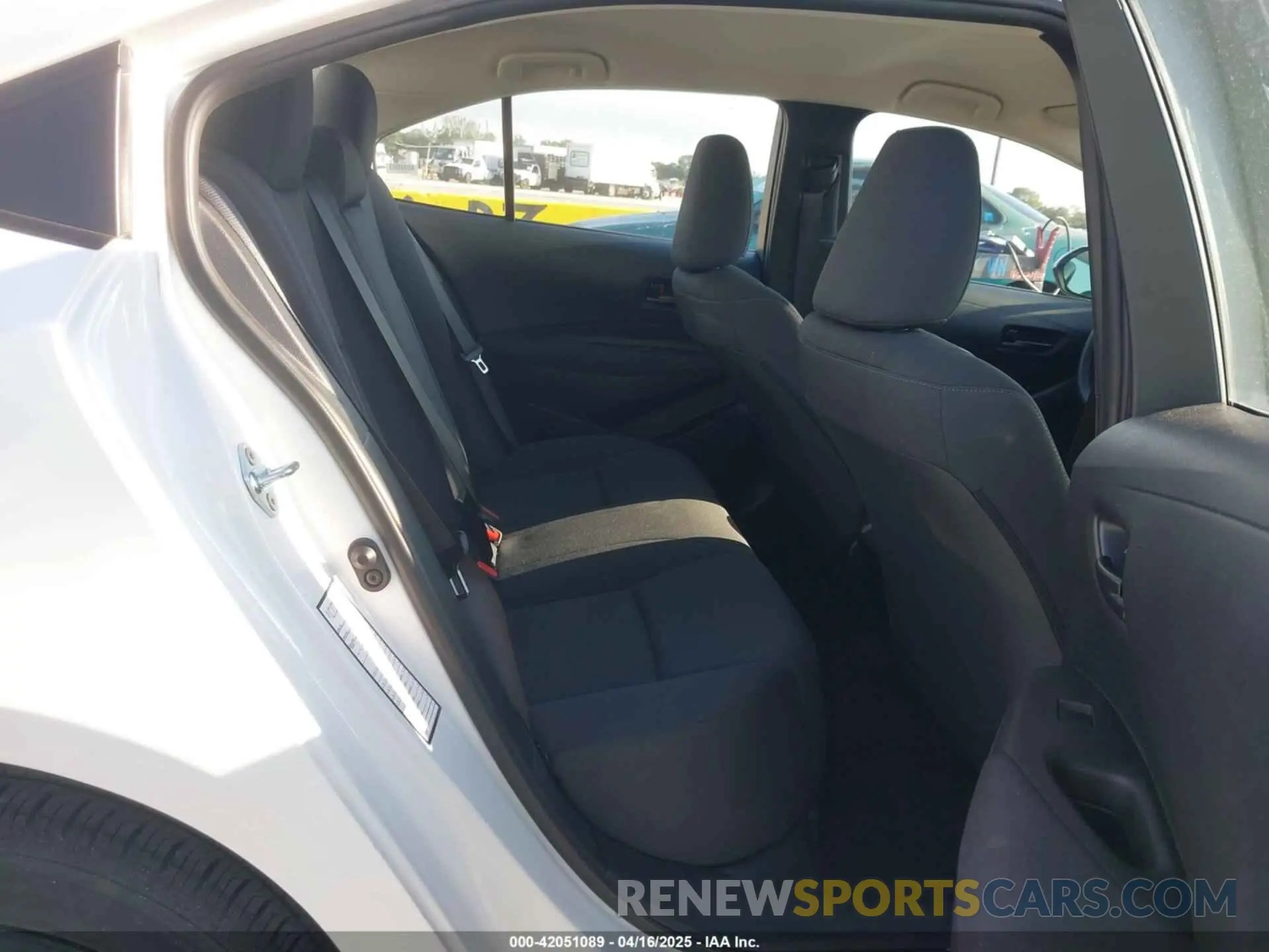 8 fotografías del automóvil dañado 5YFB4MDE1RP138353 TOYOTA COROLLA 2024