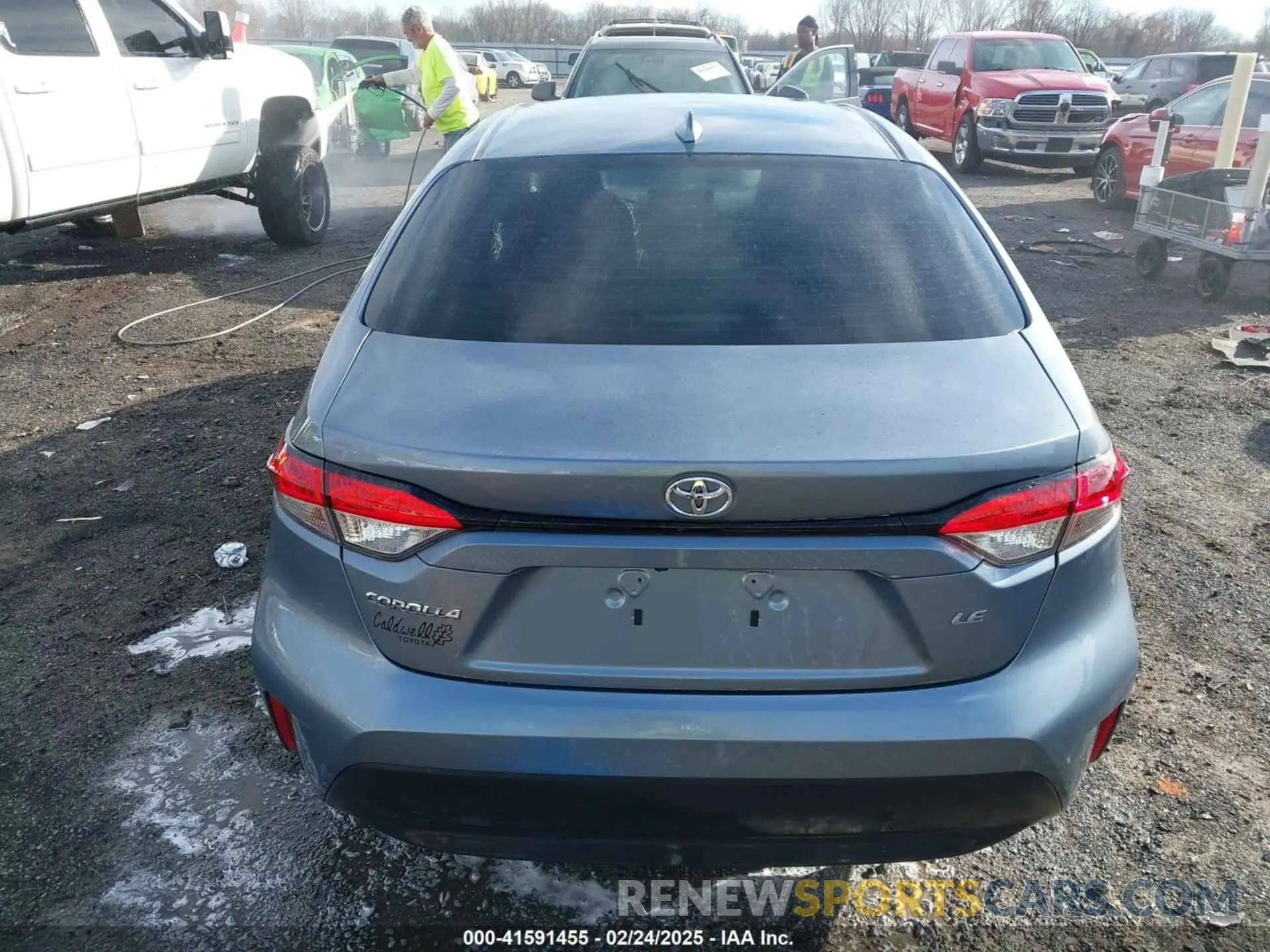 16 fotografías del automóvil dañado 5YFB4MDE1RP139373 TOYOTA COROLLA 2024