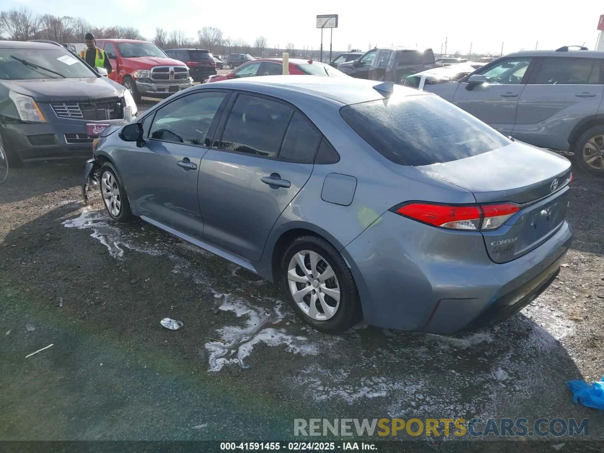 3 fotografías del automóvil dañado 5YFB4MDE1RP139373 TOYOTA COROLLA 2024