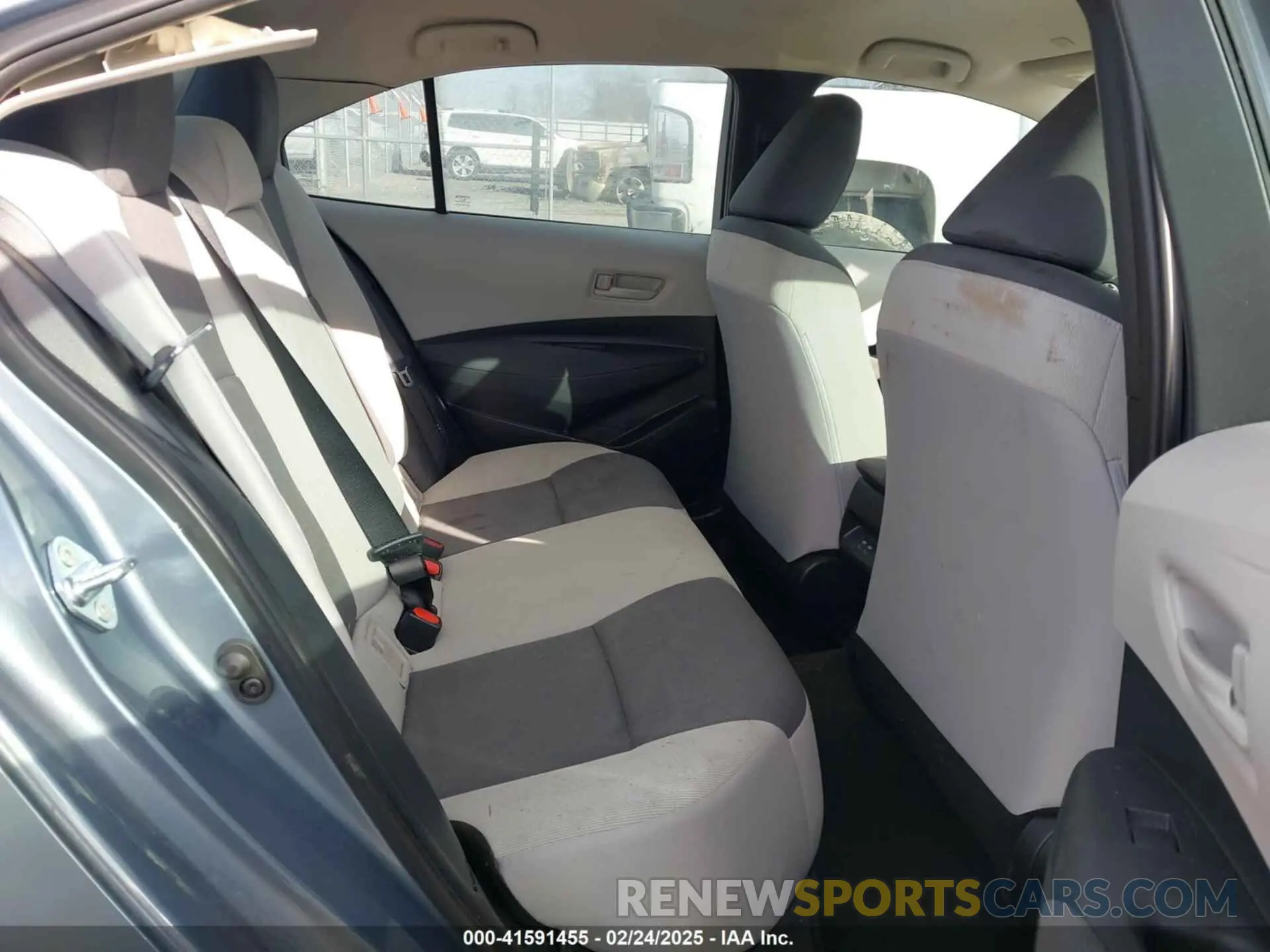8 fotografías del automóvil dañado 5YFB4MDE1RP139373 TOYOTA COROLLA 2024