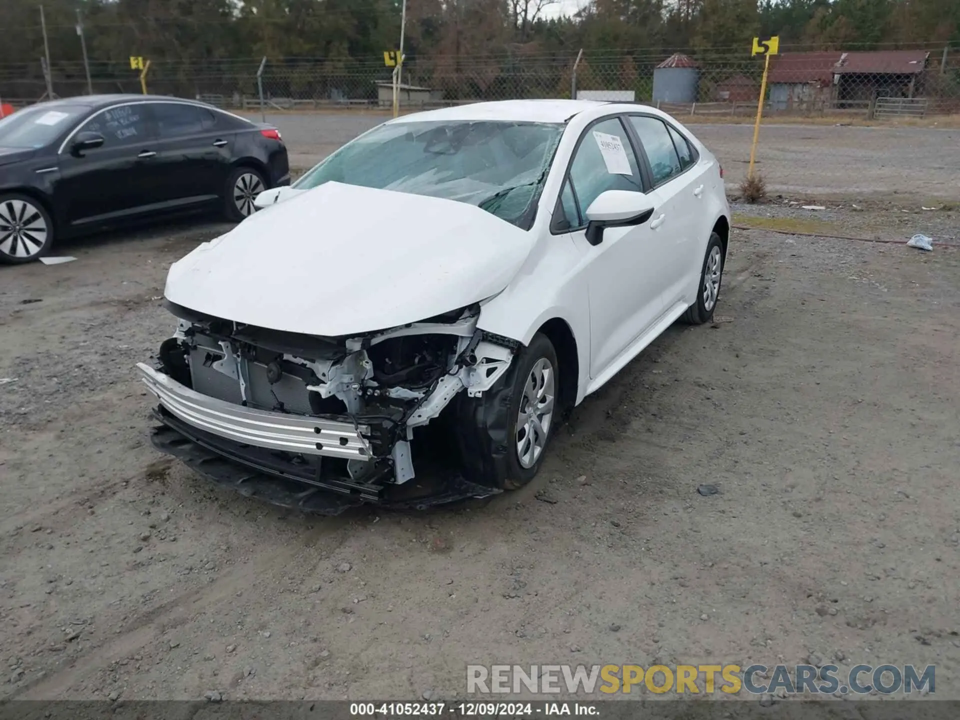 2 fotografías del automóvil dañado 5YFB4MDE1RP140278 TOYOTA COROLLA 2024