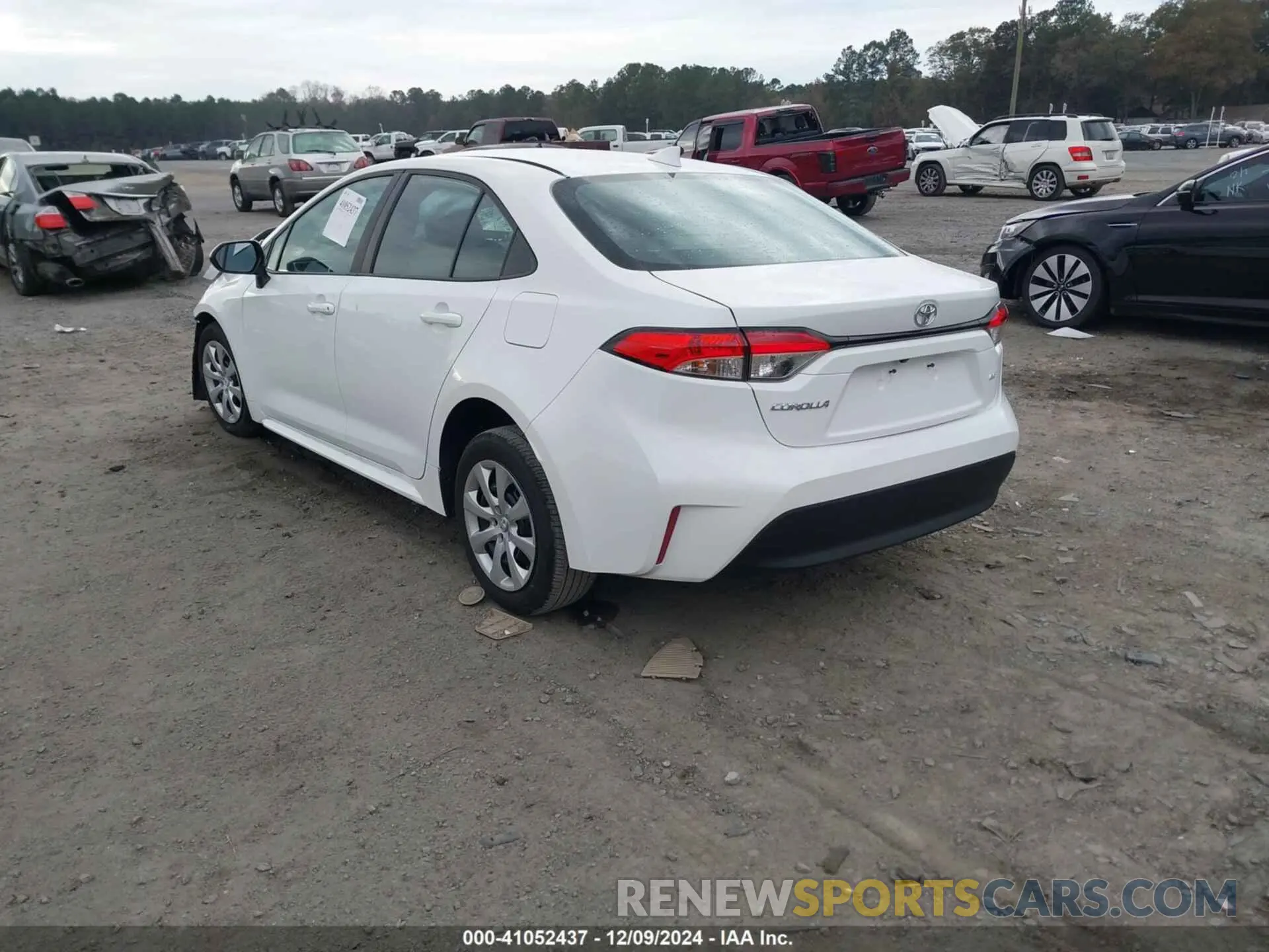 3 fotografías del automóvil dañado 5YFB4MDE1RP140278 TOYOTA COROLLA 2024