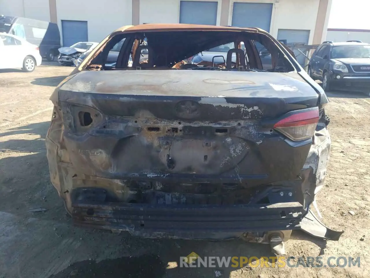 6 fotografías del automóvil dañado 5YFB4MDE1RP140409 TOYOTA COROLLA 2024