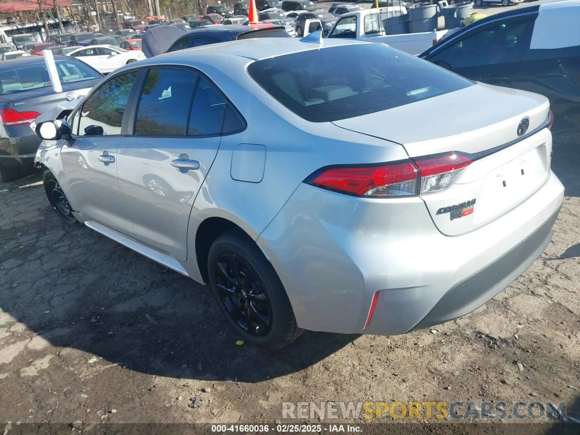 3 fotografías del automóvil dañado 5YFB4MDE1RP151216 TOYOTA COROLLA 2024