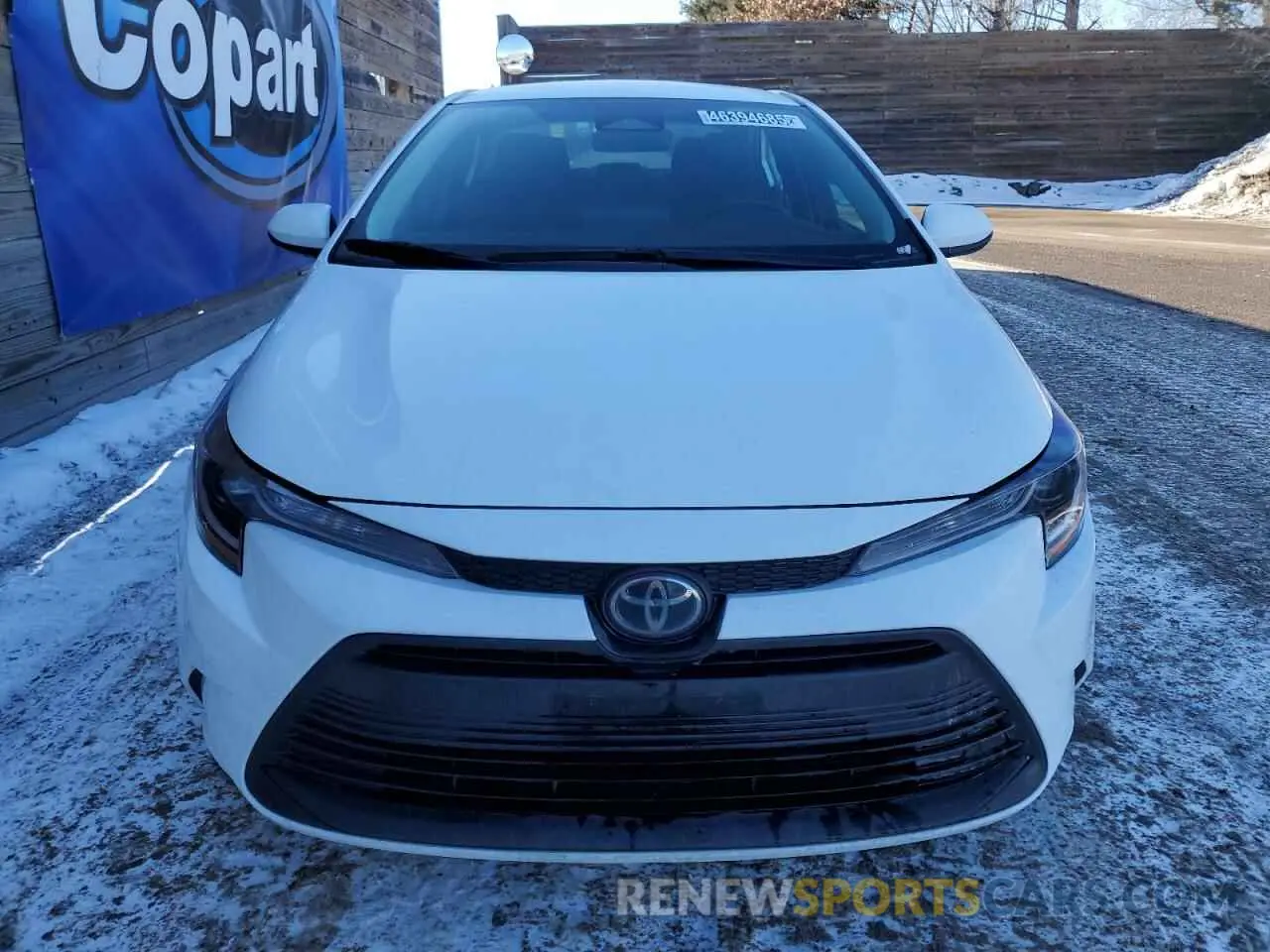 5 fotografías del automóvil dañado 5YFB4MDE1RP153449 TOYOTA COROLLA 2024