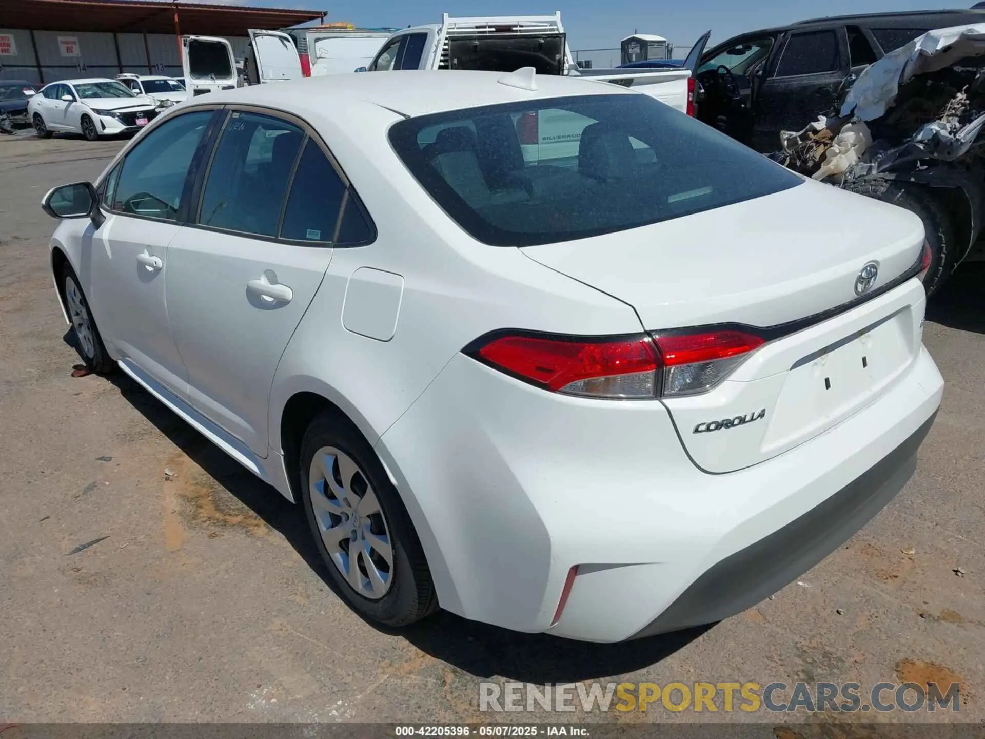3 fotografías del automóvil dañado 5YFB4MDE1RP153774 TOYOTA COROLLA 2024