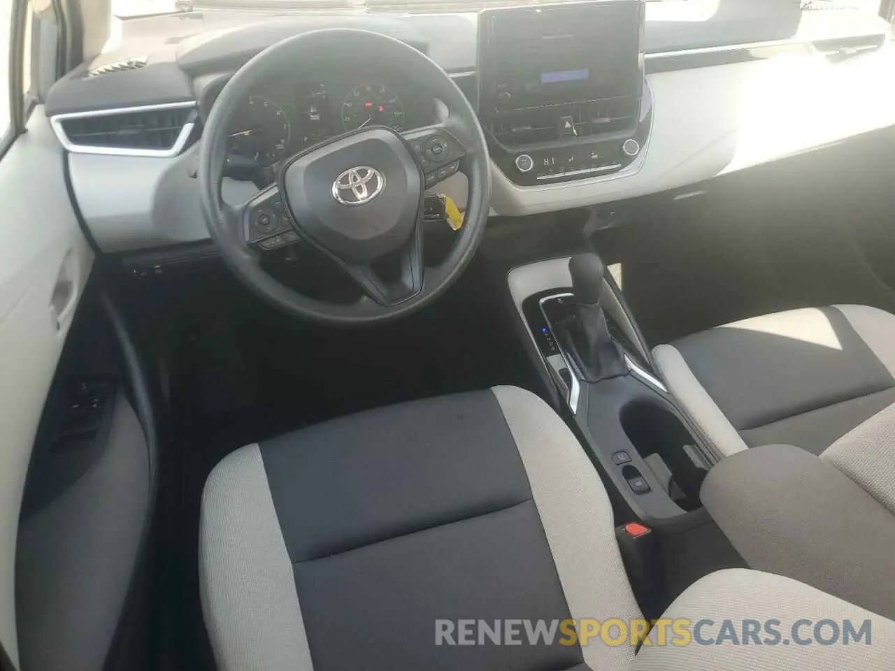 8 fotografías del automóvil dañado 5YFB4MDE1RP159705 TOYOTA COROLLA 2024