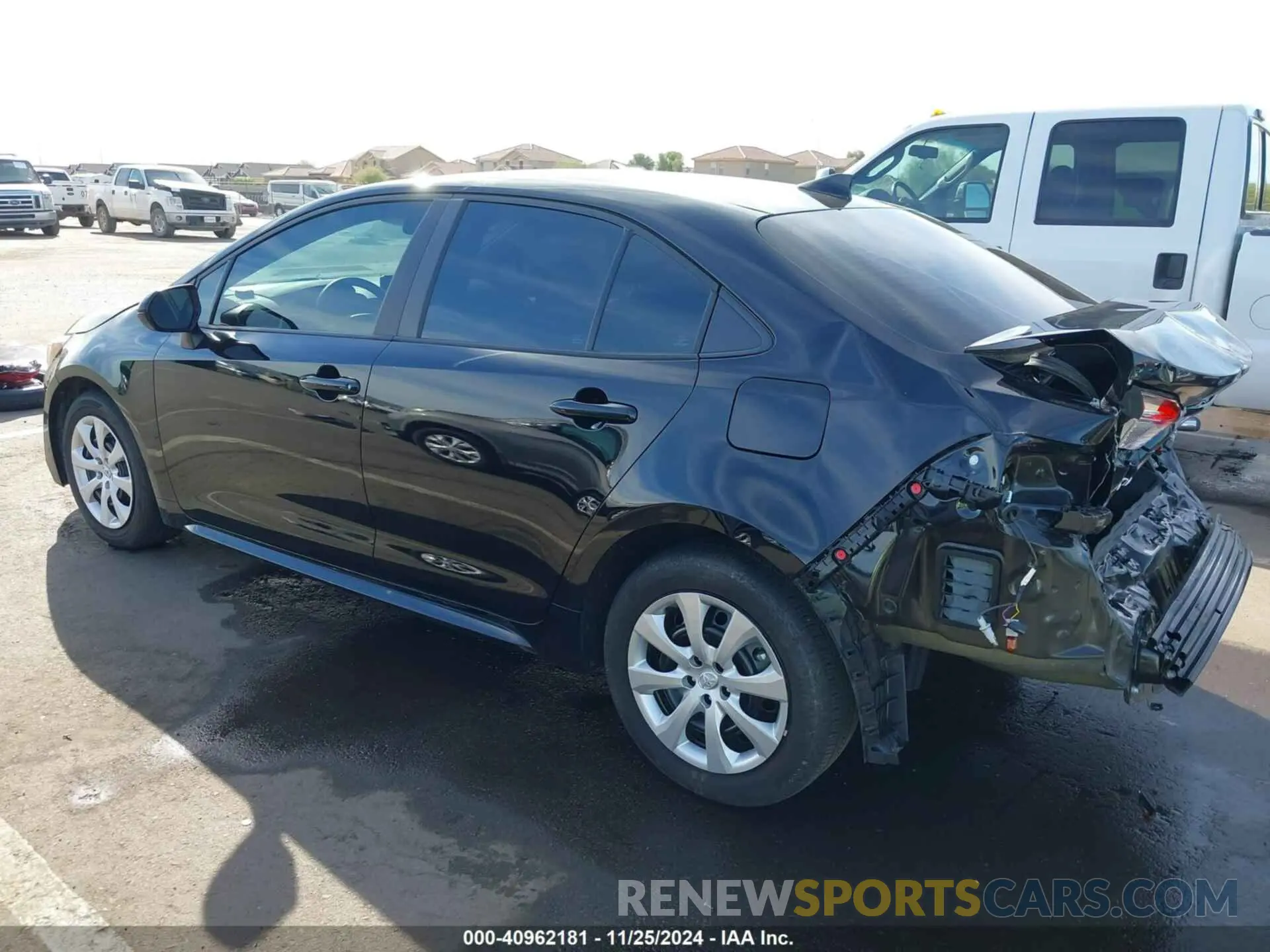 3 fotografías del automóvil dañado 5YFB4MDE1RP176813 TOYOTA COROLLA 2024