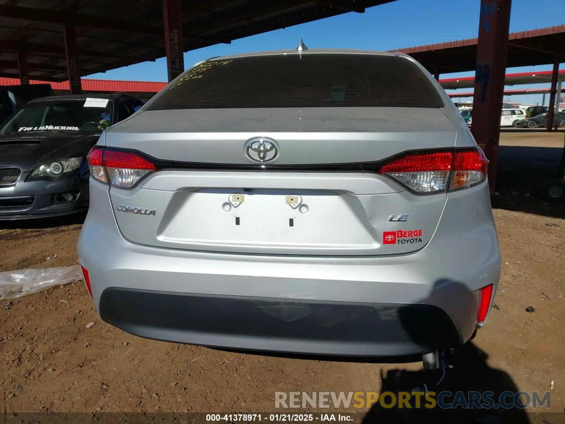 17 fotografías del automóvil dañado 5YFB4MDE1RP183356 TOYOTA COROLLA 2024