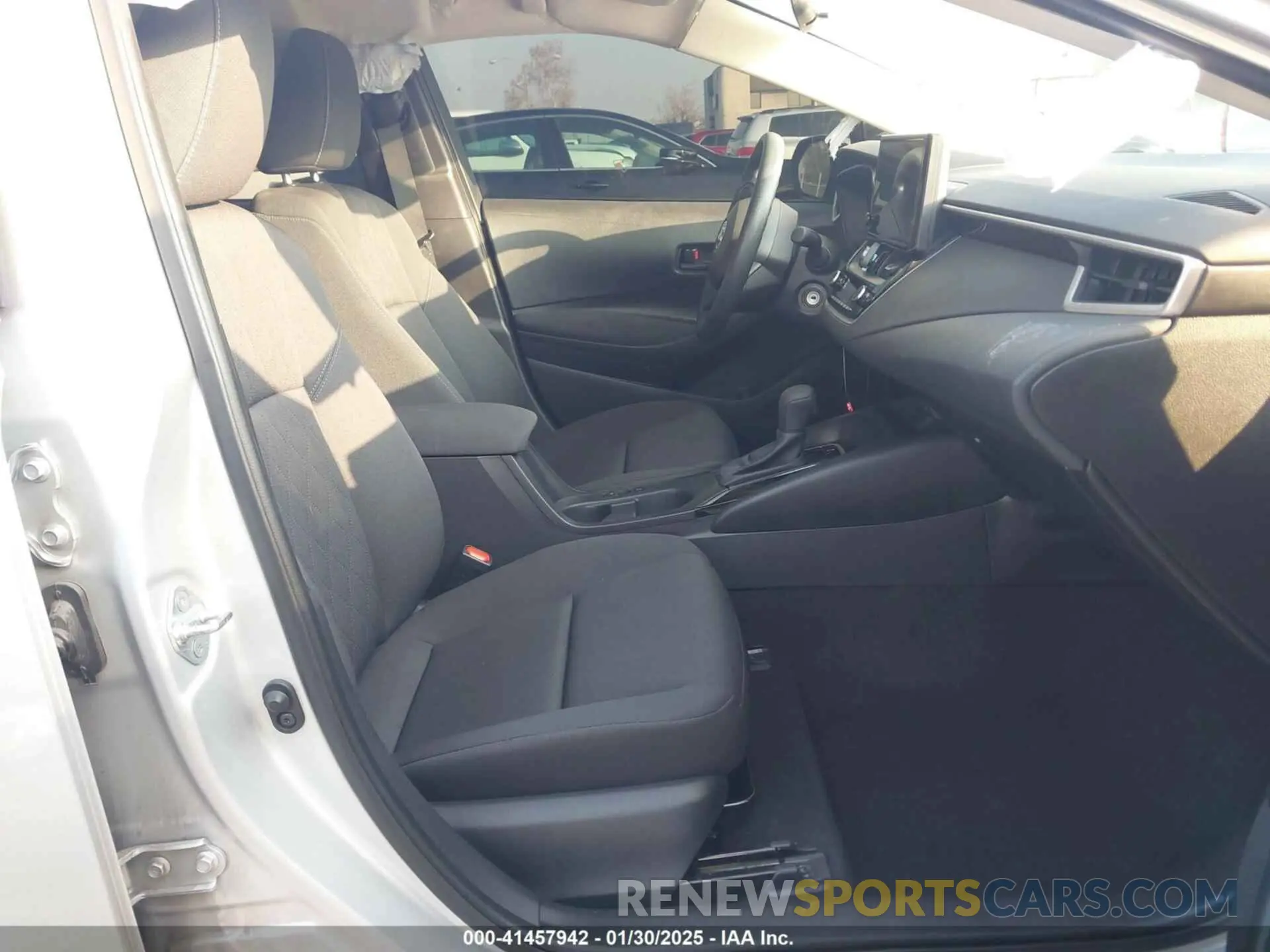 5 fotografías del automóvil dañado 5YFB4MDE1RP185060 TOYOTA COROLLA 2024