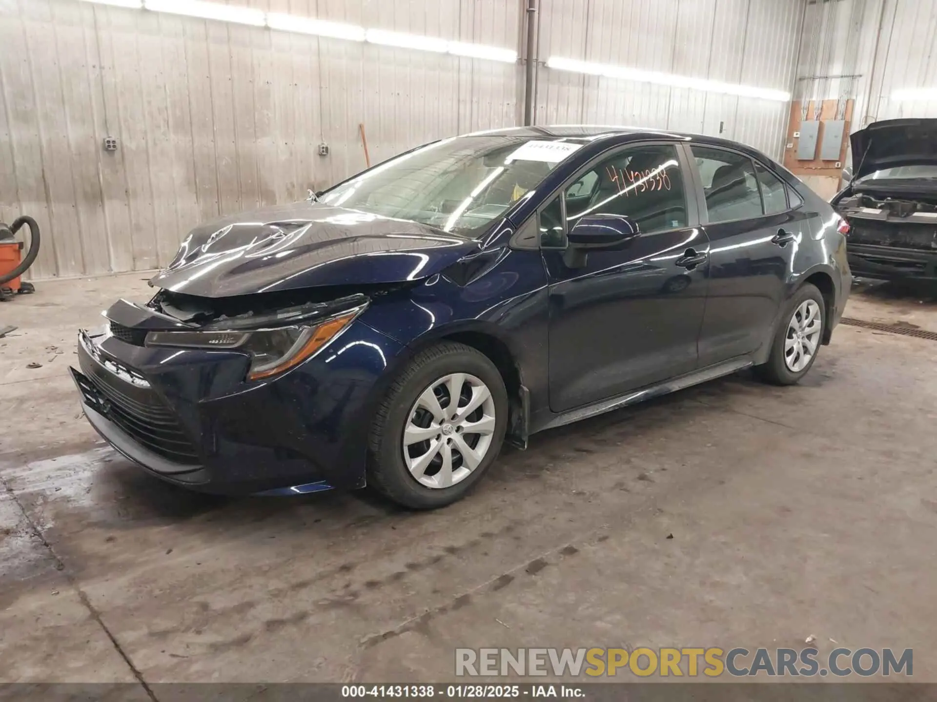 2 fotografías del automóvil dañado 5YFB4MDE1RP225251 TOYOTA COROLLA 2024