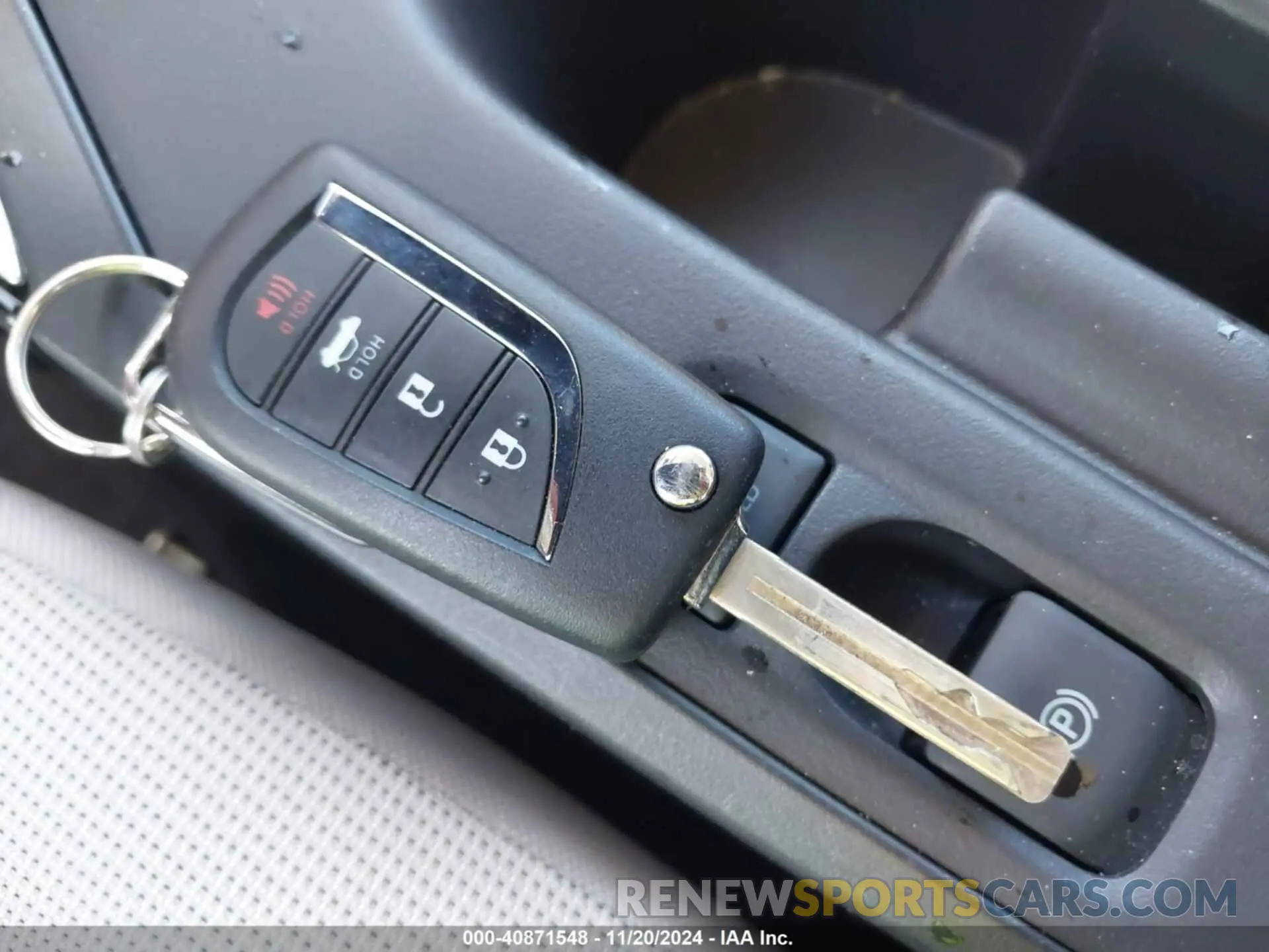 11 fotografías del automóvil dañado 5YFB4MDE2RP084500 TOYOTA COROLLA 2024
