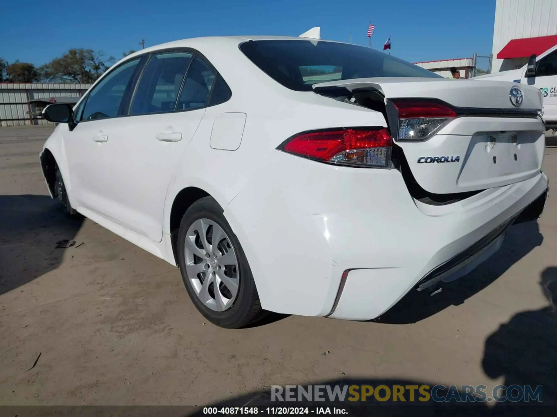 3 fotografías del automóvil dañado 5YFB4MDE2RP084500 TOYOTA COROLLA 2024
