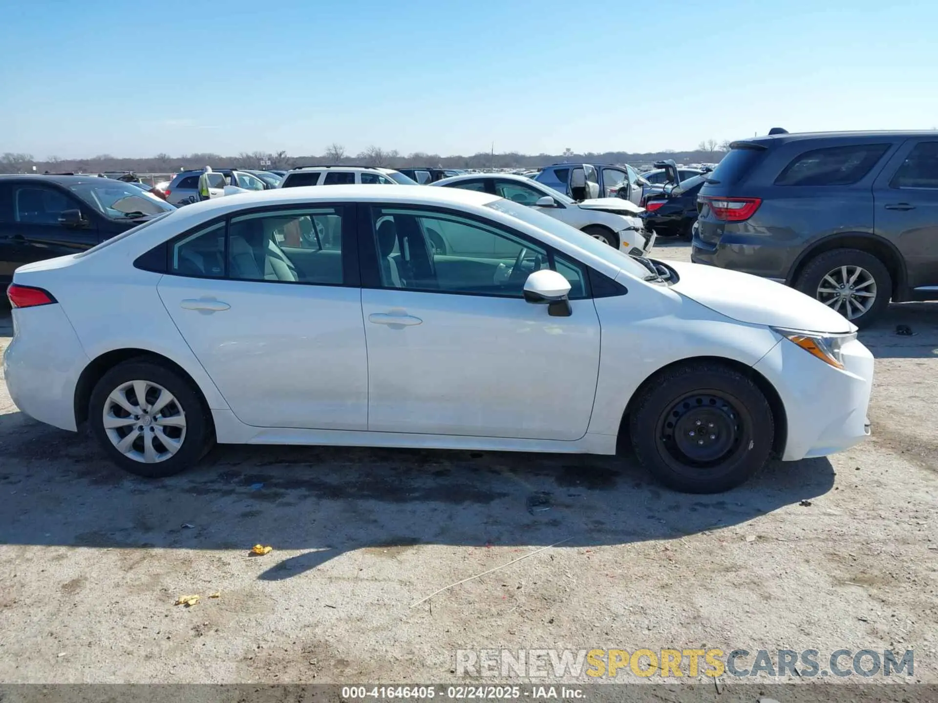 13 fotografías del automóvil dañado 5YFB4MDE2RP092483 TOYOTA COROLLA 2024