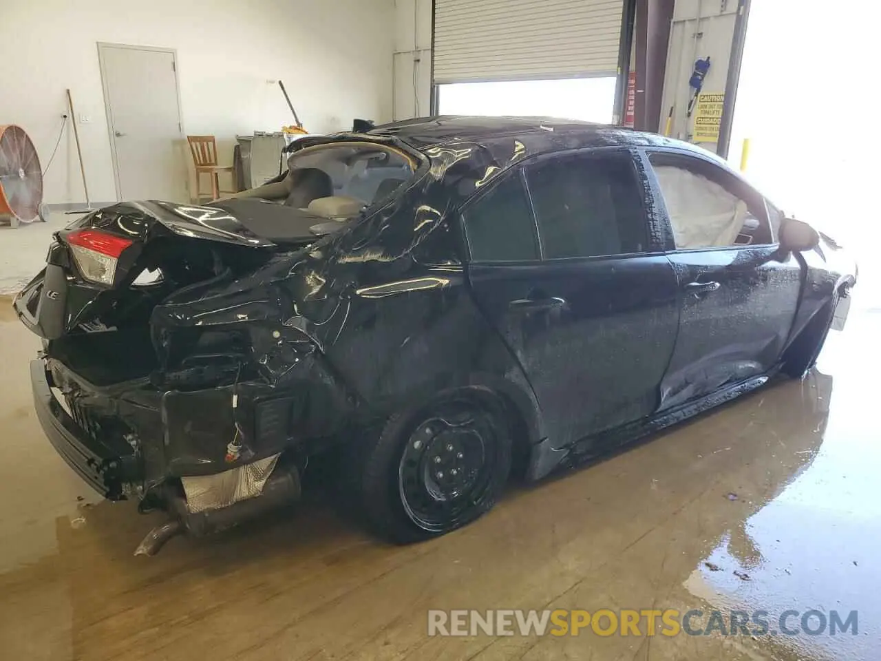 3 fotografías del automóvil dañado 5YFB4MDE2RP111646 TOYOTA COROLLA 2024