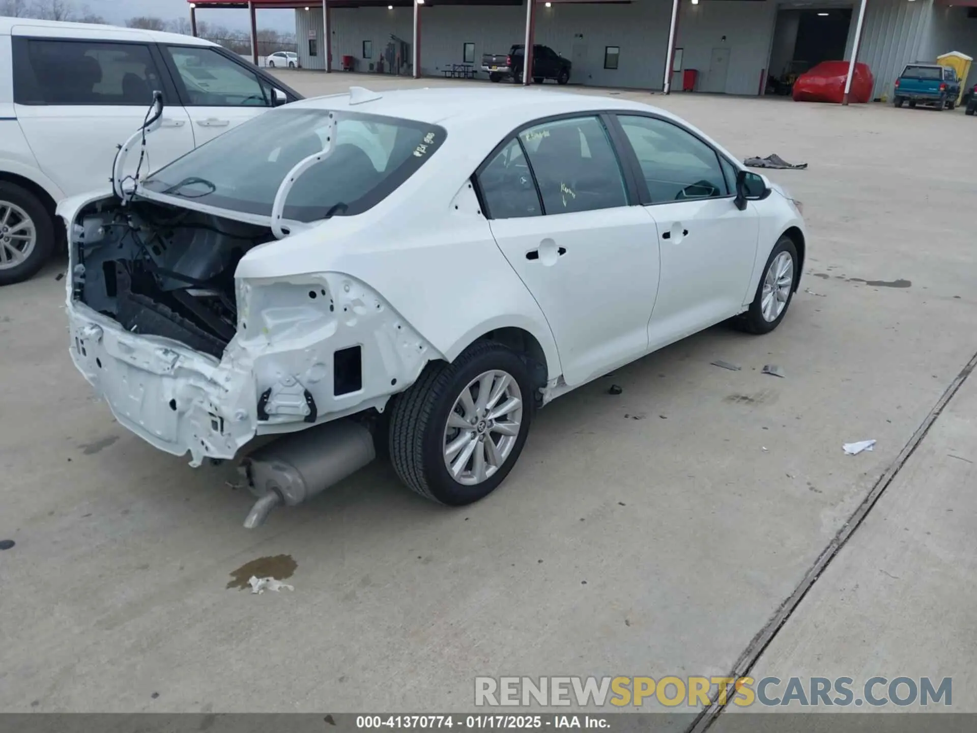 4 fotografías del automóvil dañado 5YFB4MDE2RP121884 TOYOTA COROLLA 2024