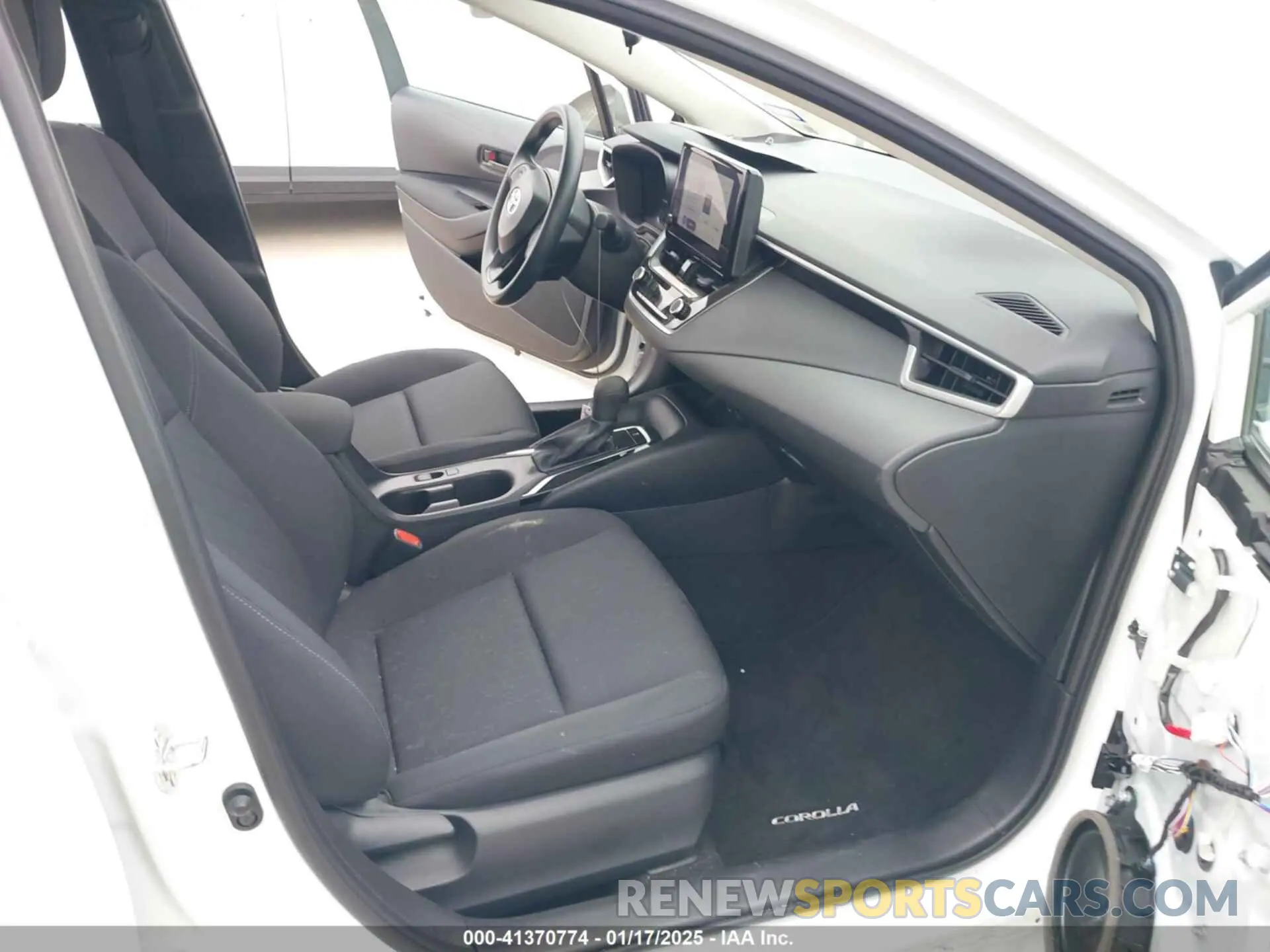 5 fotografías del automóvil dañado 5YFB4MDE2RP121884 TOYOTA COROLLA 2024