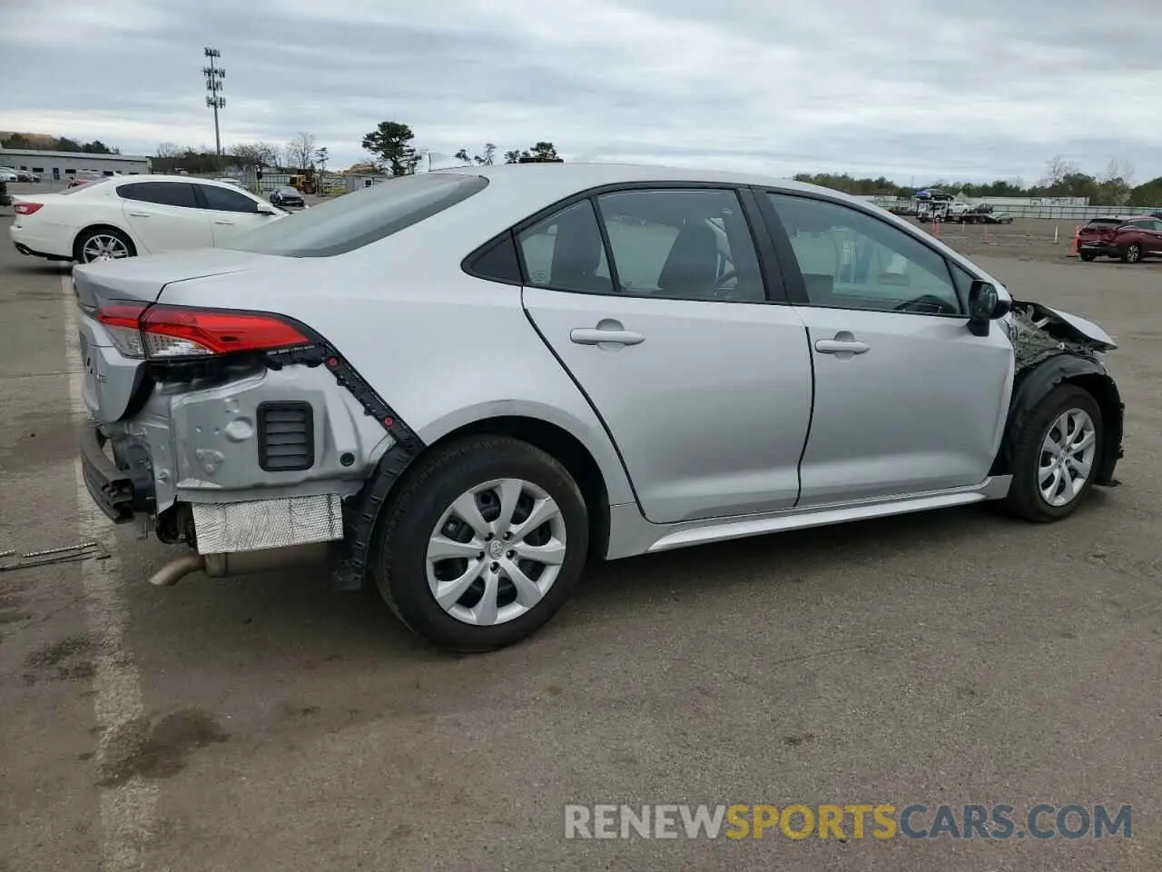 3 fotografías del automóvil dañado 5YFB4MDE2RP130469 TOYOTA COROLLA 2024