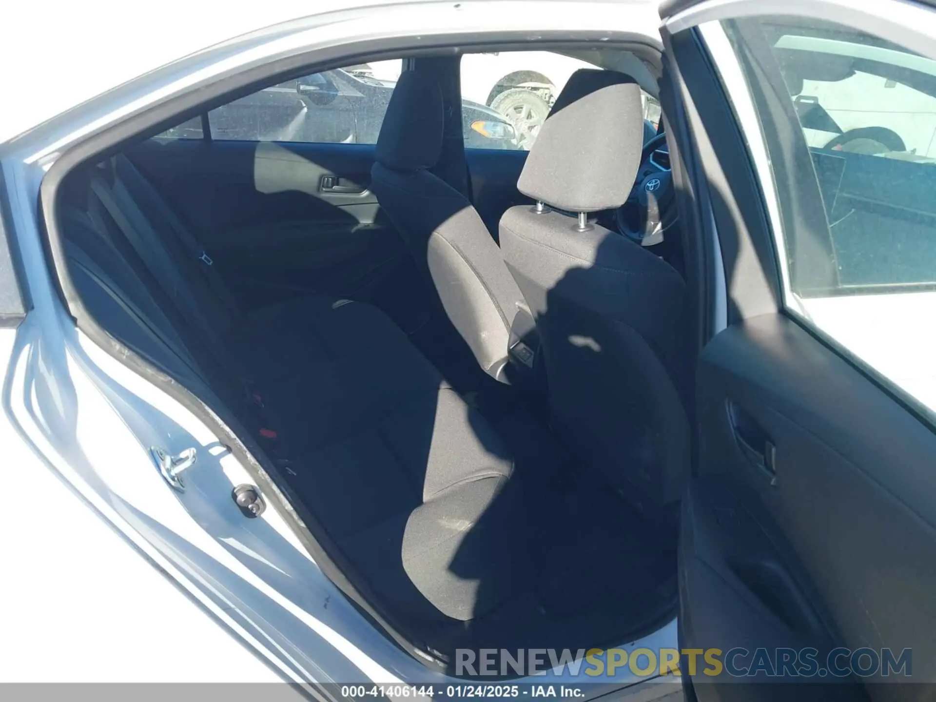 8 fotografías del automóvil dañado 5YFB4MDE2RP147613 TOYOTA COROLLA 2024