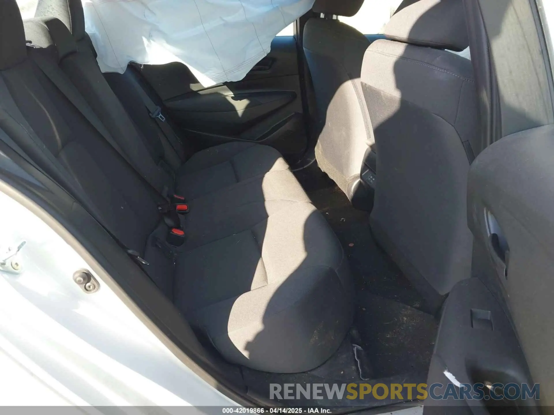8 fotografías del automóvil dañado 5YFB4MDE2RP157963 TOYOTA COROLLA 2024