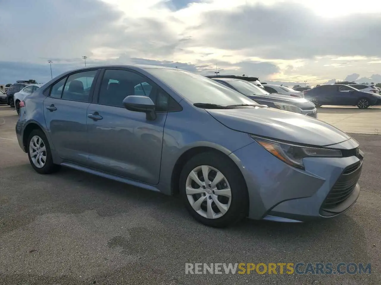 4 fotografías del automóvil dañado 5YFB4MDE2RP164864 TOYOTA COROLLA 2024