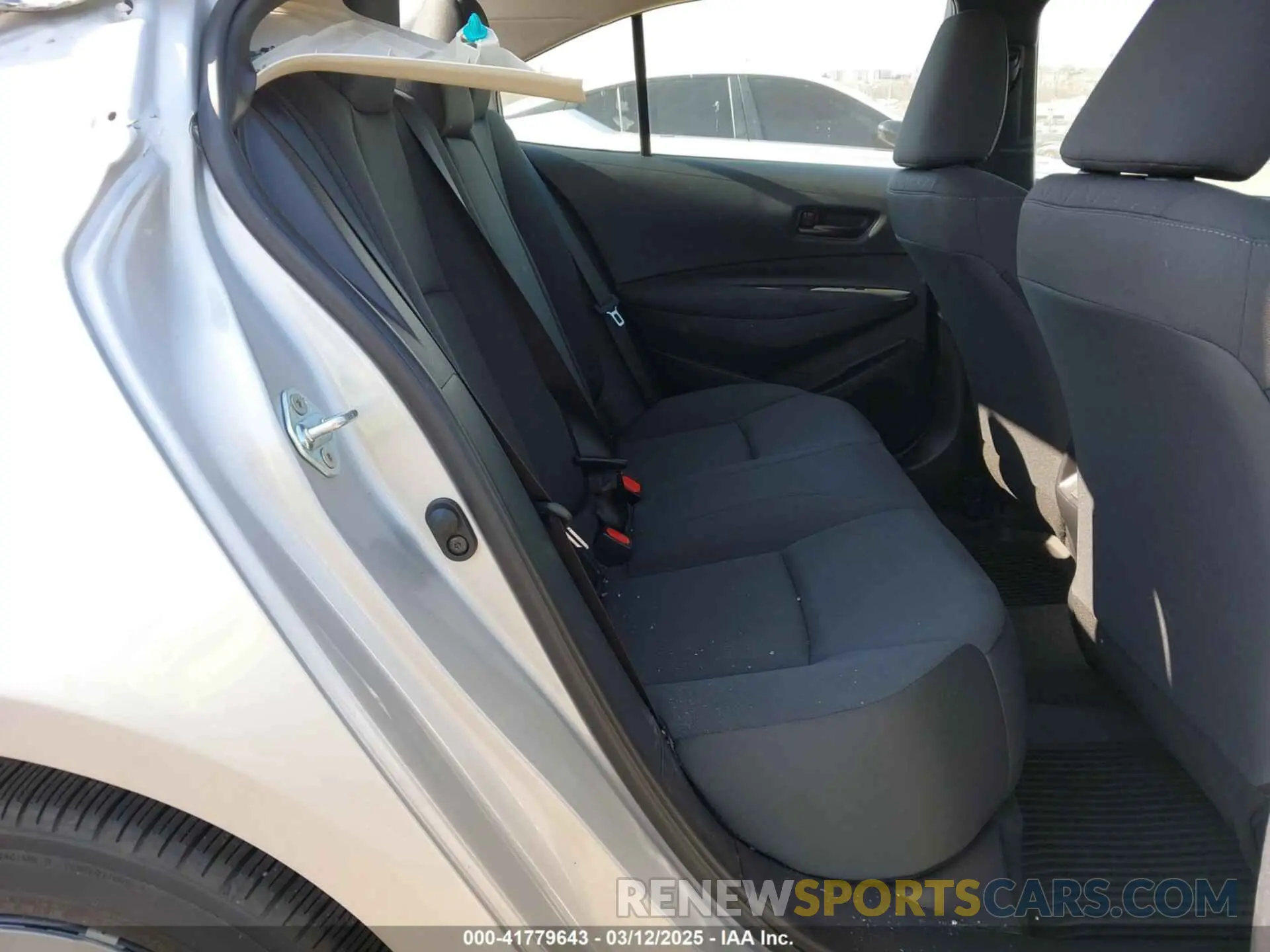 8 fotografías del automóvil dañado 5YFB4MDE2RP190171 TOYOTA COROLLA 2024