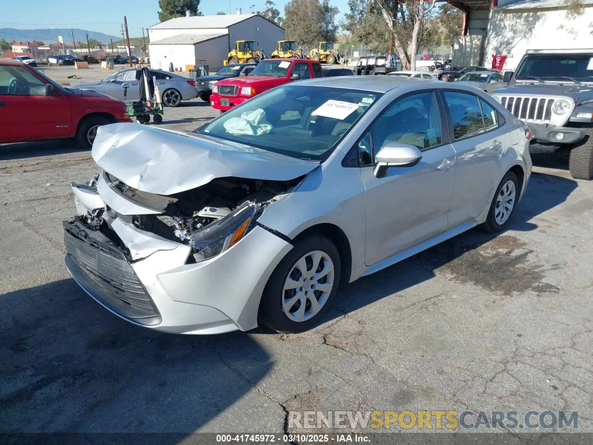 2 fotografías del automóvil dañado 5YFB4MDE2RP198013 TOYOTA COROLLA 2024