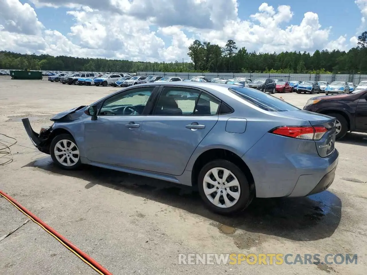 2 fotografías del automóvil dañado 5YFB4MDE2RP205140 TOYOTA COROLLA 2024