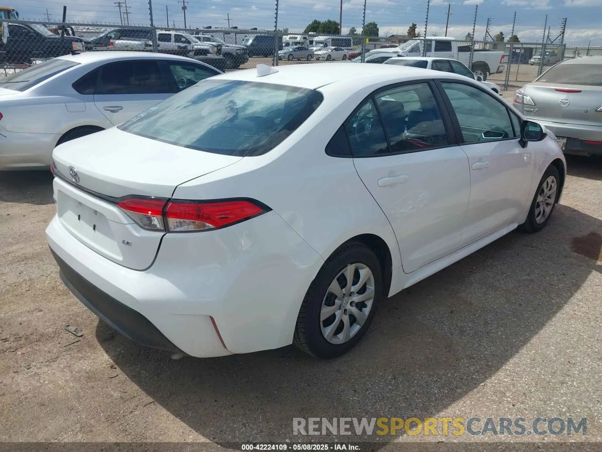 4 fotografías del automóvil dañado 5YFB4MDE3RP090192 TOYOTA COROLLA 2024