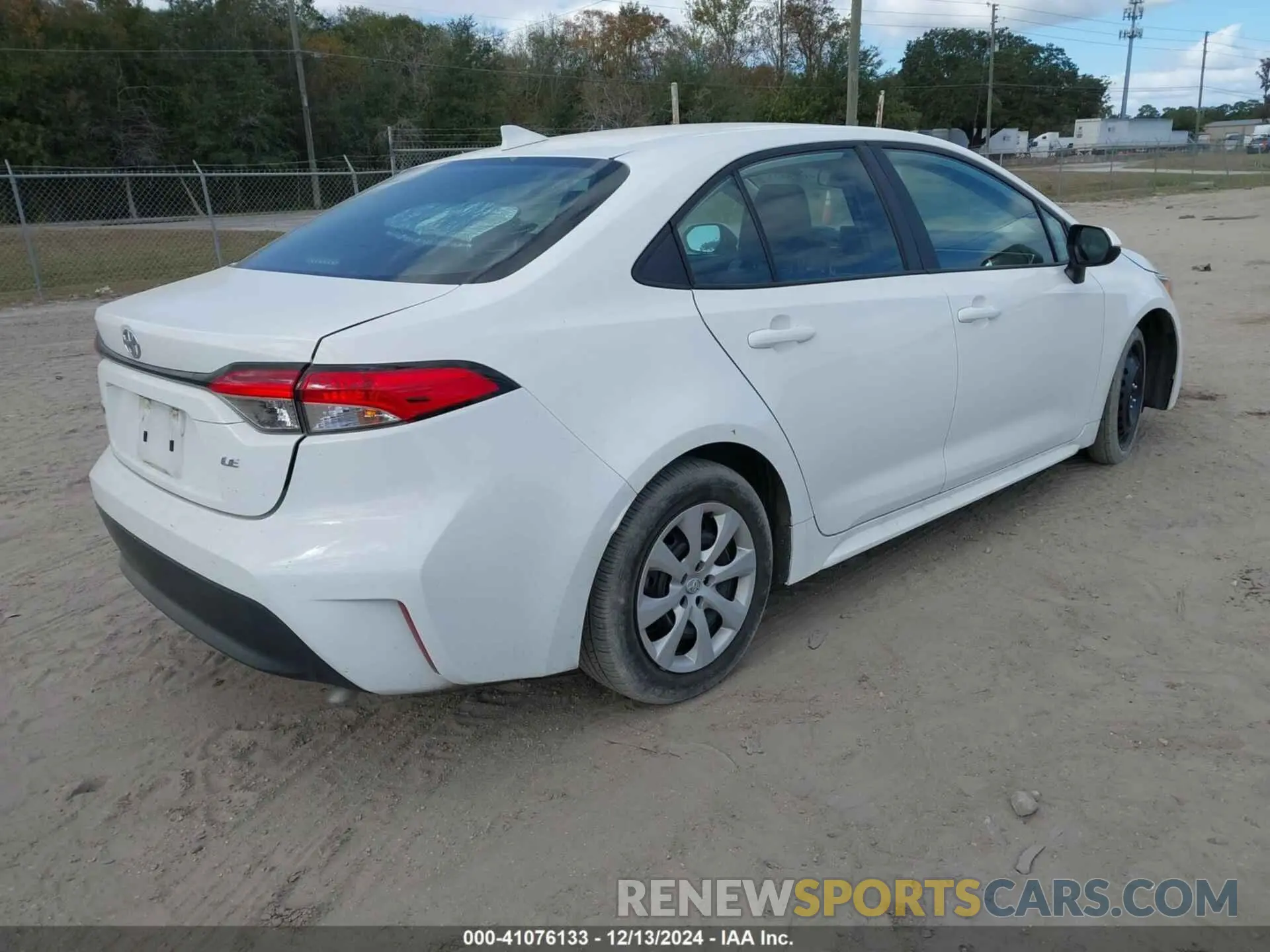 4 fotografías del automóvil dañado 5YFB4MDE3RP091861 TOYOTA COROLLA 2024