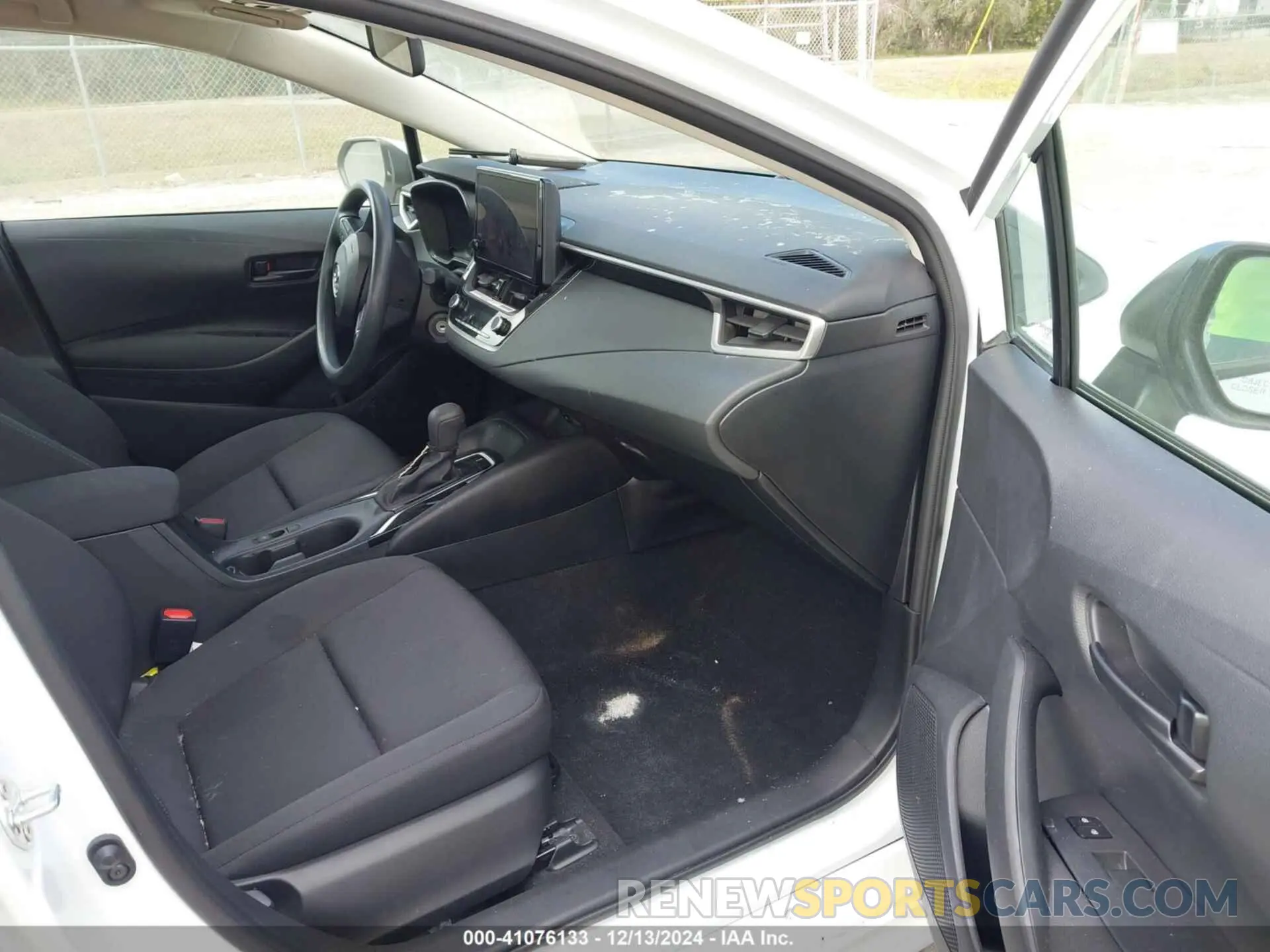 5 fotografías del automóvil dañado 5YFB4MDE3RP091861 TOYOTA COROLLA 2024