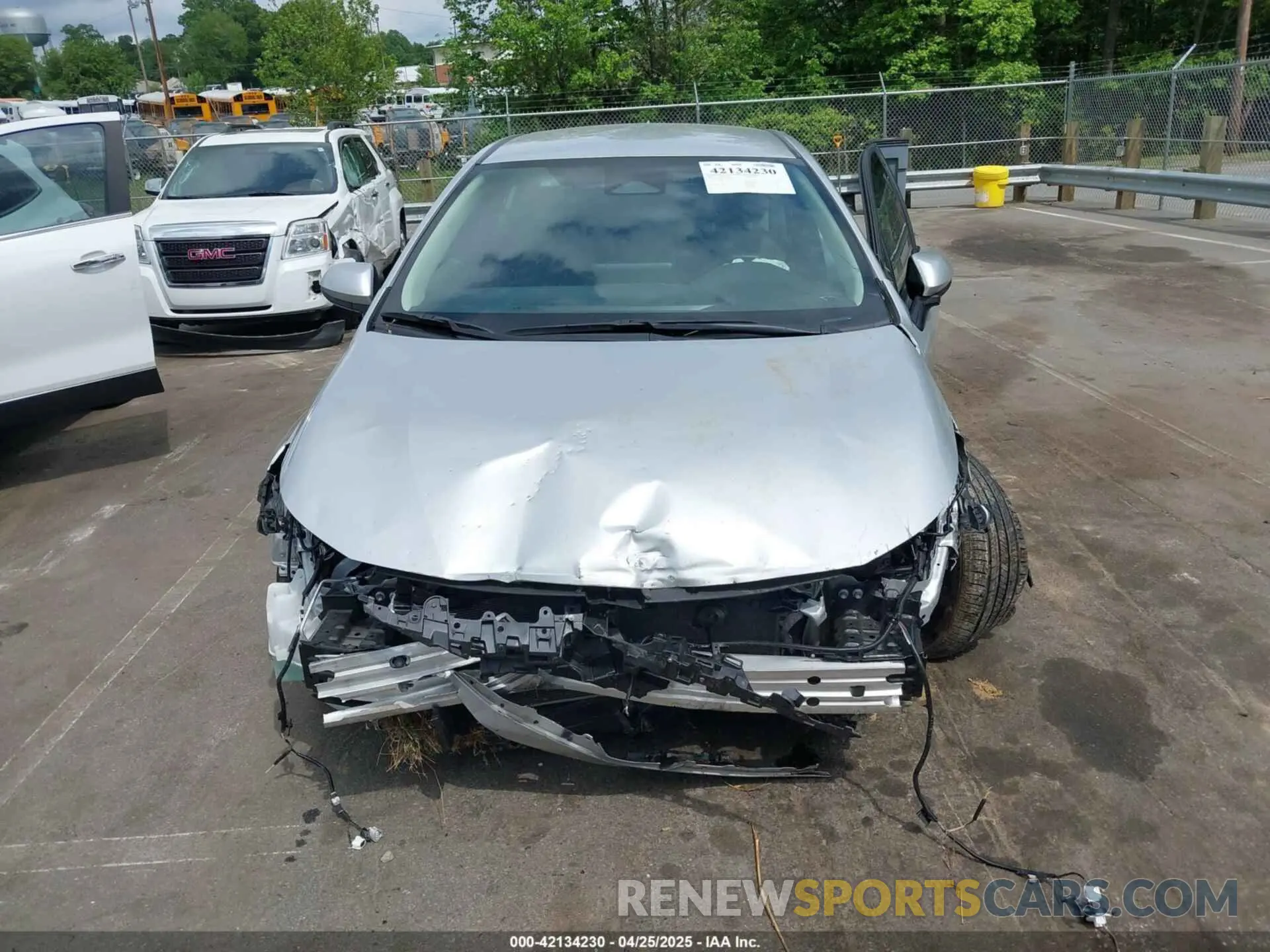 10 fotografías del automóvil dañado 5YFB4MDE3RP092783 TOYOTA COROLLA 2024