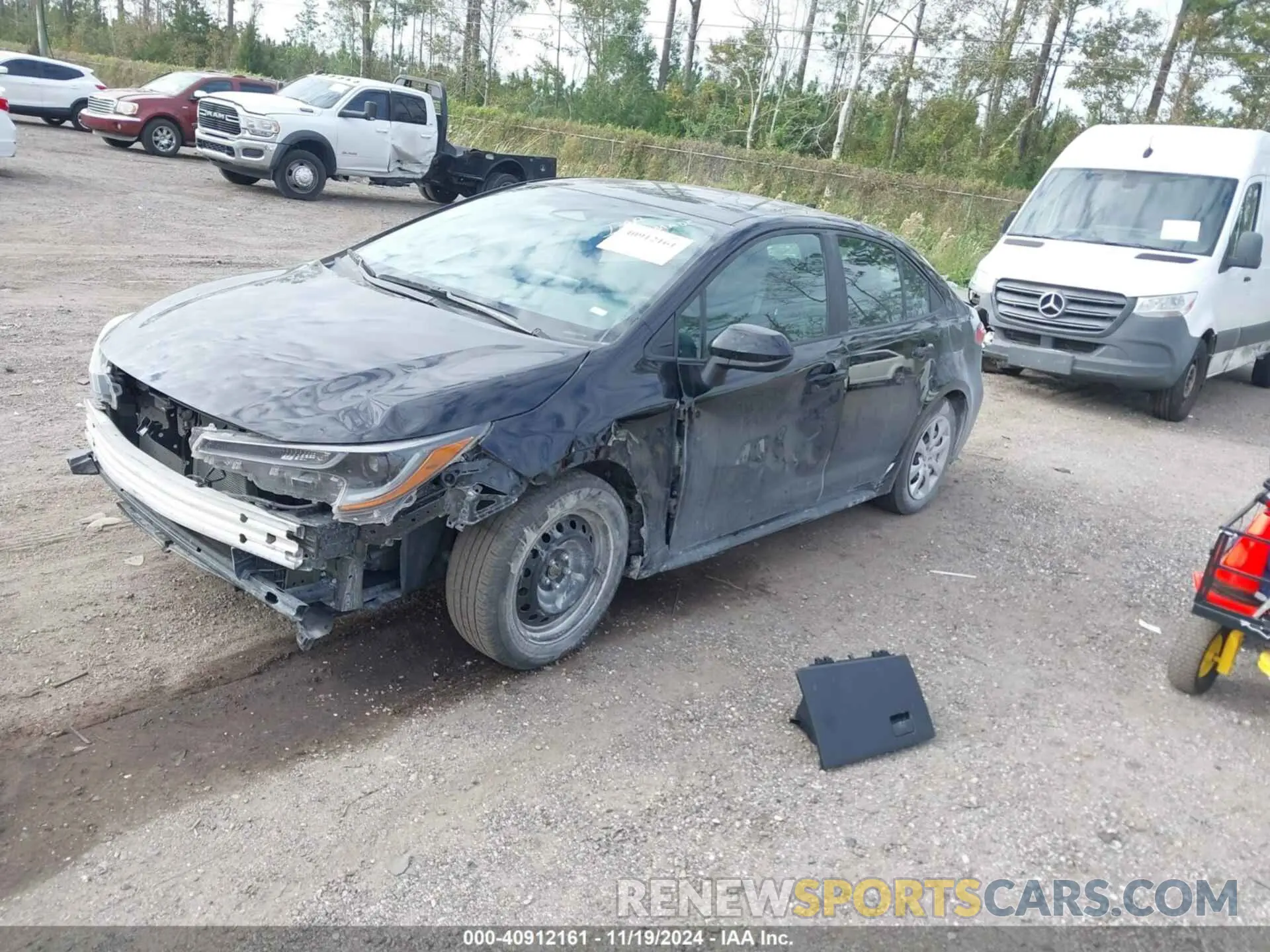 2 fotografías del automóvil dañado 5YFB4MDE3RP106987 TOYOTA COROLLA 2024