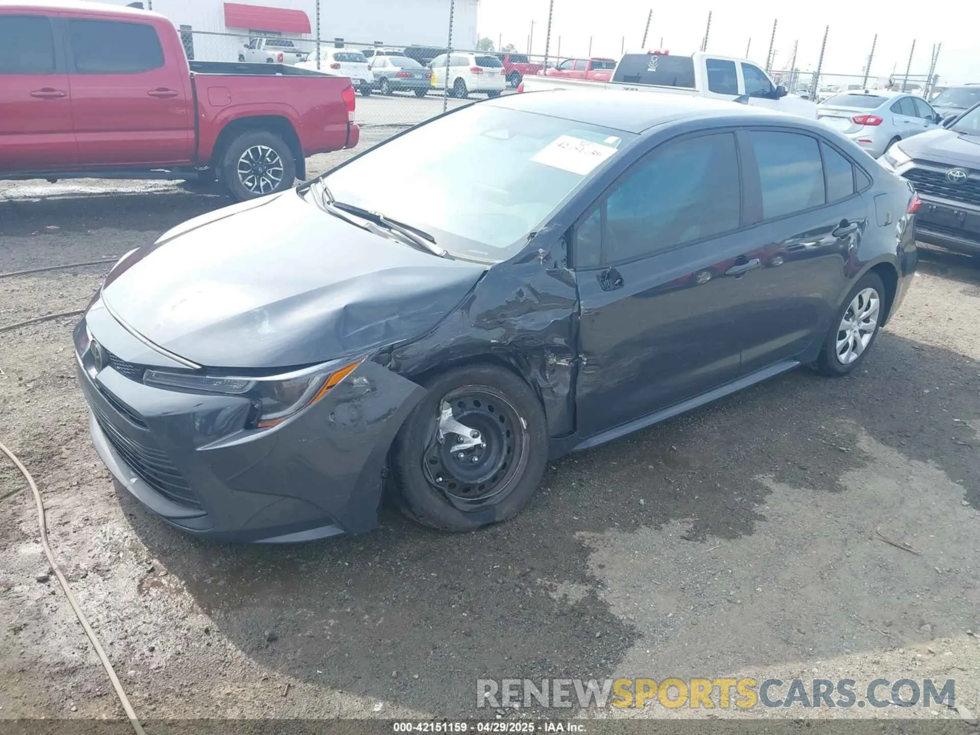 2 fotografías del automóvil dañado 5YFB4MDE3RP109873 TOYOTA COROLLA 2024