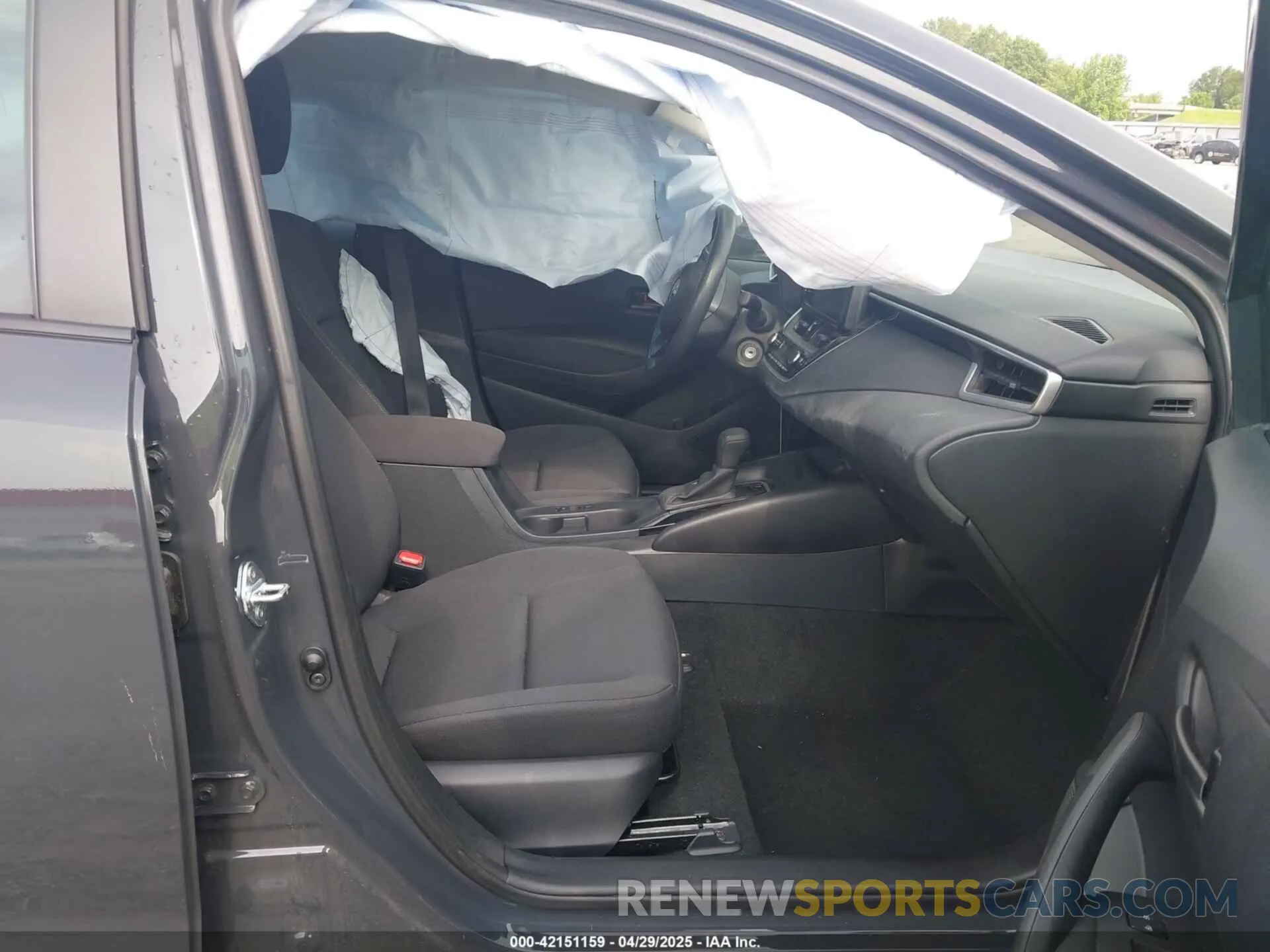 5 fotografías del automóvil dañado 5YFB4MDE3RP109873 TOYOTA COROLLA 2024