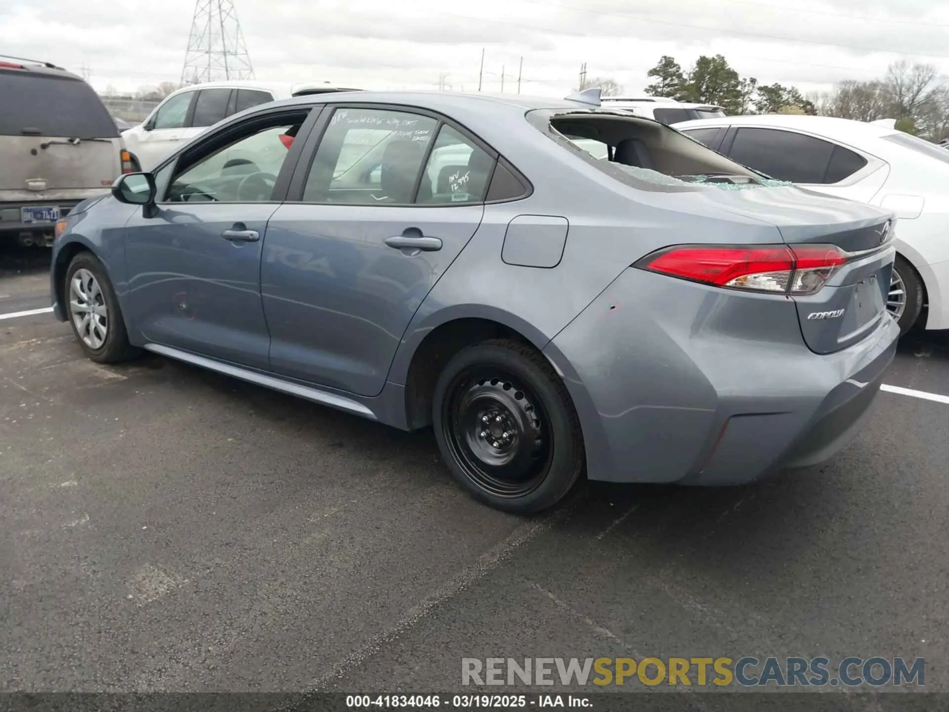 3 fotografías del automóvil dañado 5YFB4MDE3RP124485 TOYOTA COROLLA 2024
