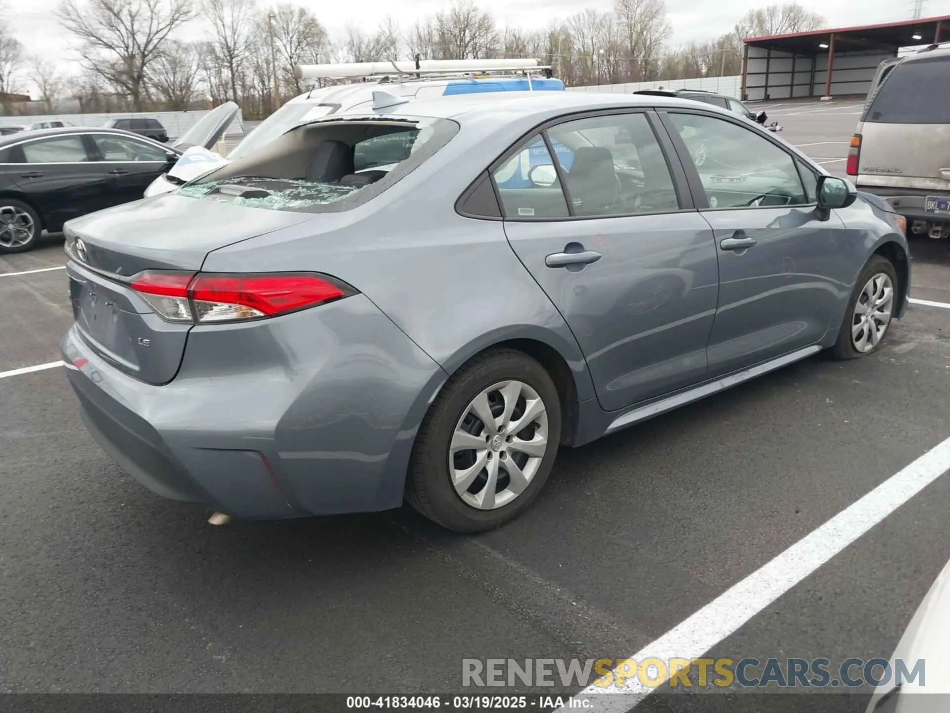 4 fotografías del automóvil dañado 5YFB4MDE3RP124485 TOYOTA COROLLA 2024