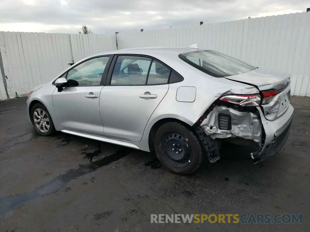2 fotografías del automóvil dañado 5YFB4MDE3RP154957 TOYOTA COROLLA 2024