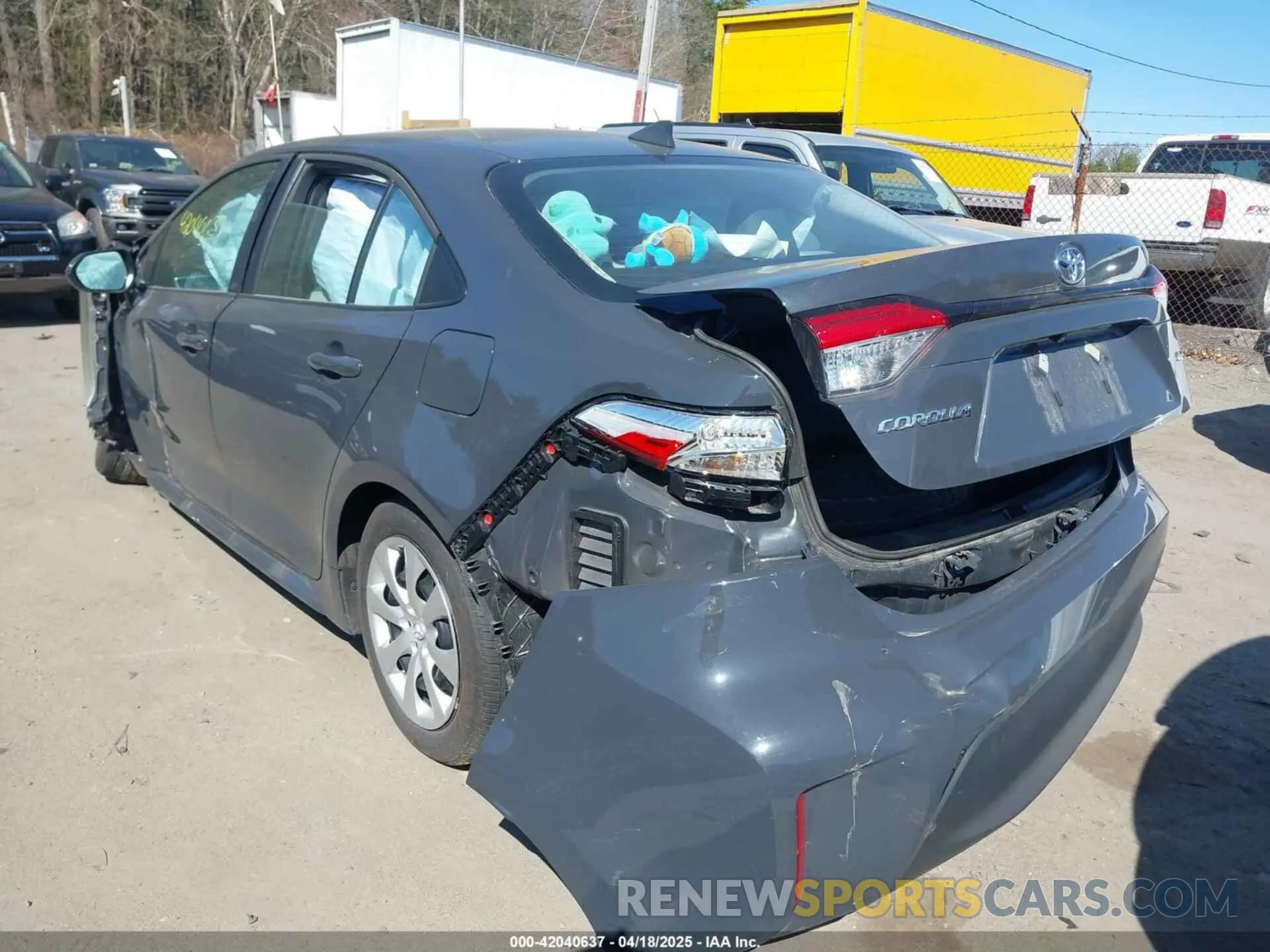 3 fotografías del automóvil dañado 5YFB4MDE3RP178899 TOYOTA COROLLA 2024