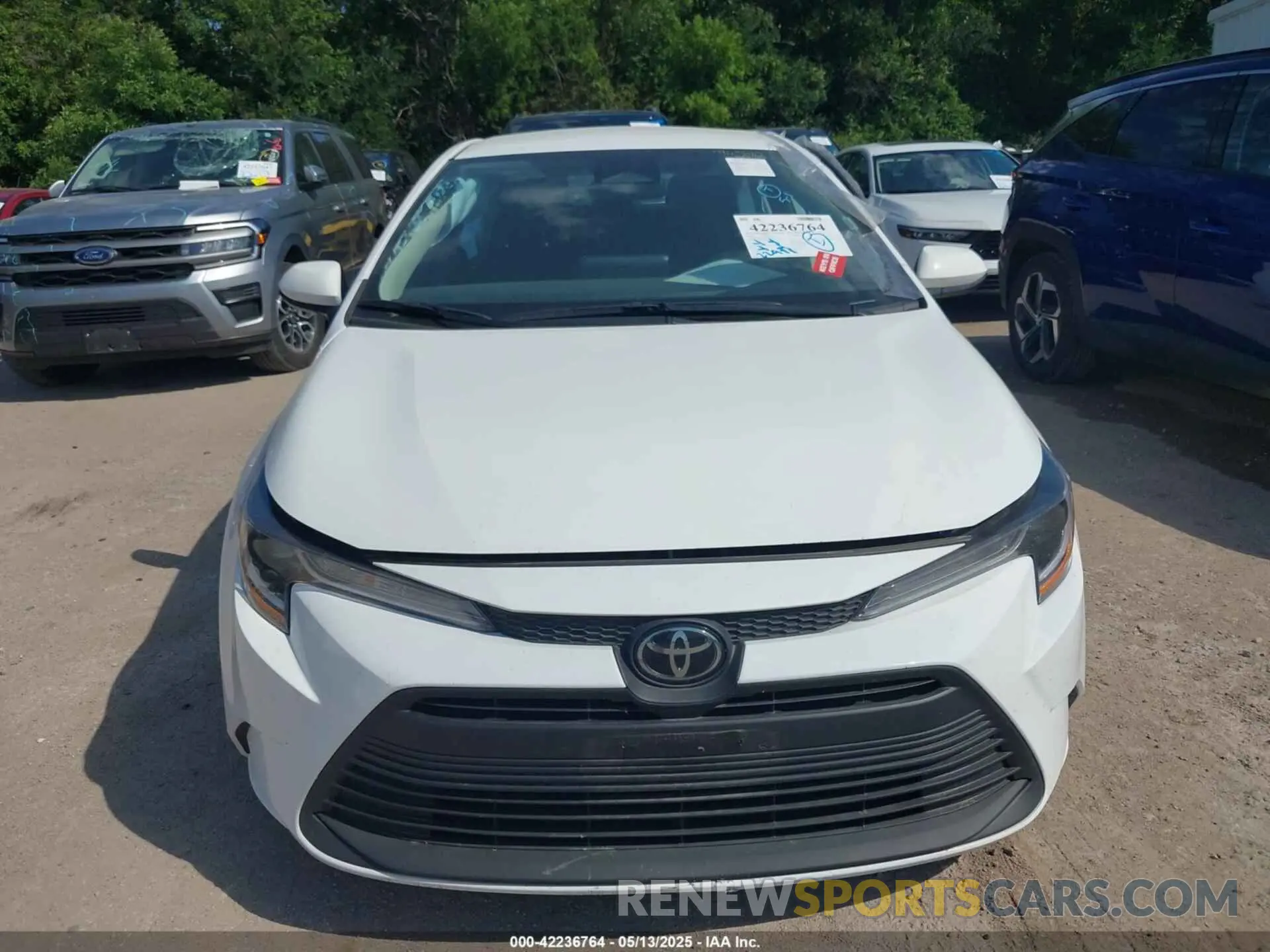 12 fotografías del automóvil dañado 5YFB4MDE3RP184136 TOYOTA COROLLA 2024