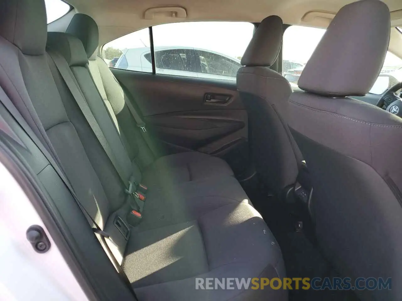 10 fotografías del automóvil dañado 5YFB4MDE3RP185061 TOYOTA COROLLA 2024