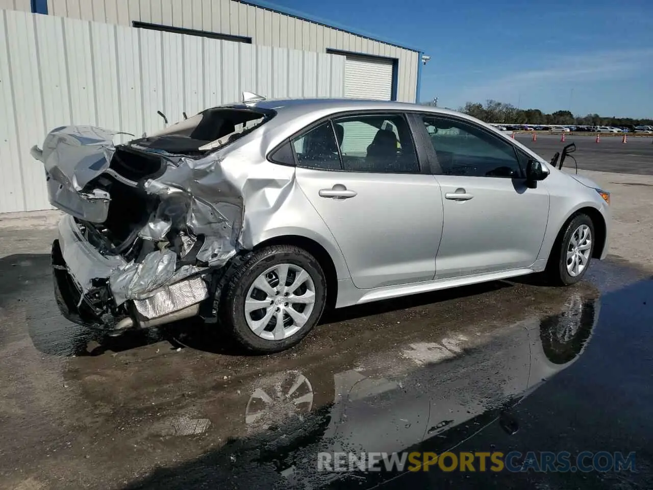 3 fotografías del automóvil dañado 5YFB4MDE3RP201419 TOYOTA COROLLA 2024