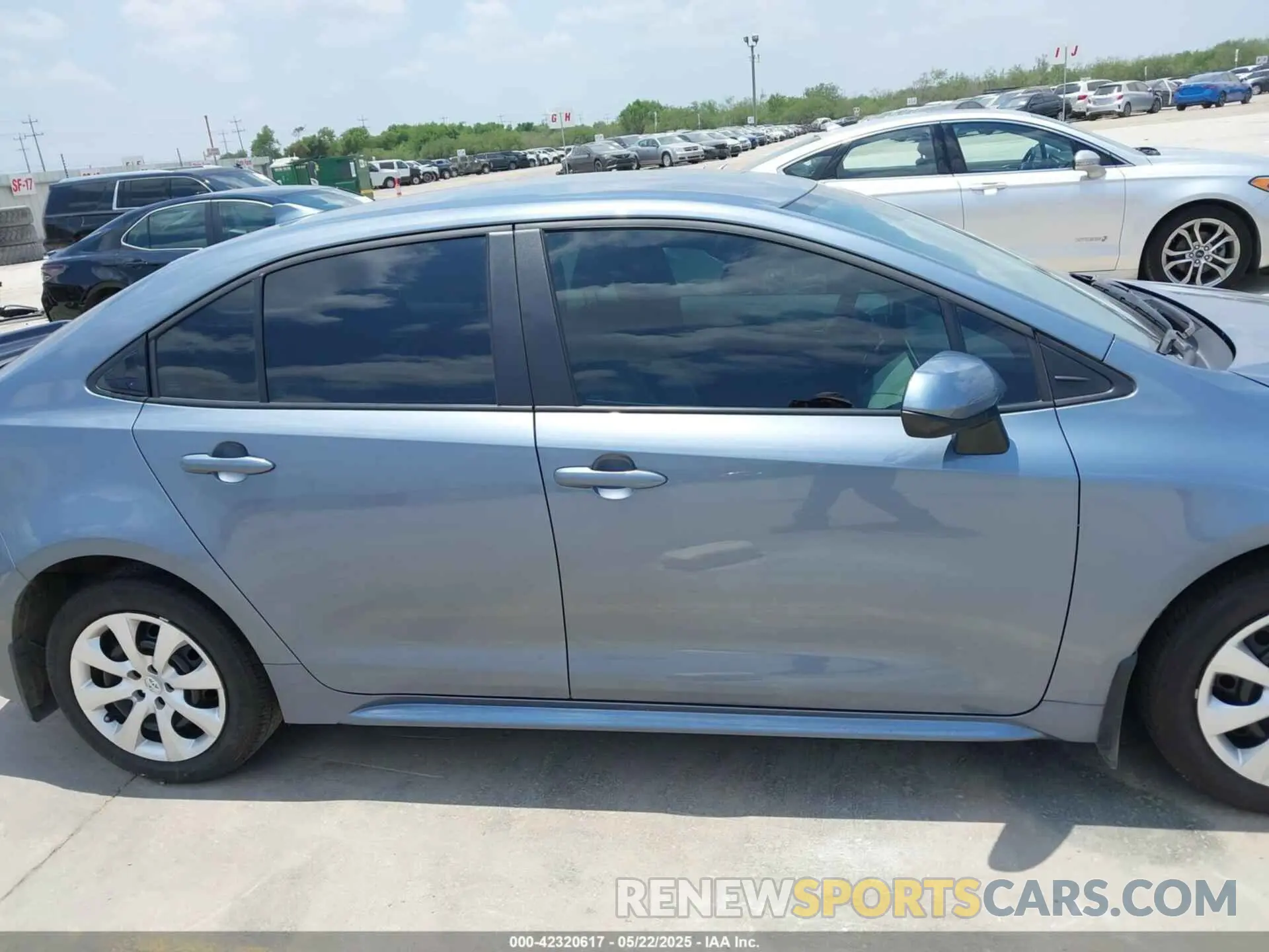 13 fotografías del automóvil dañado 5YFB4MDE3RP218074 TOYOTA COROLLA 2024