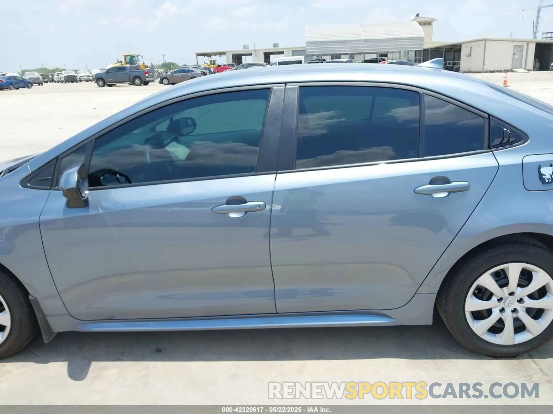14 fotografías del automóvil dañado 5YFB4MDE3RP218074 TOYOTA COROLLA 2024